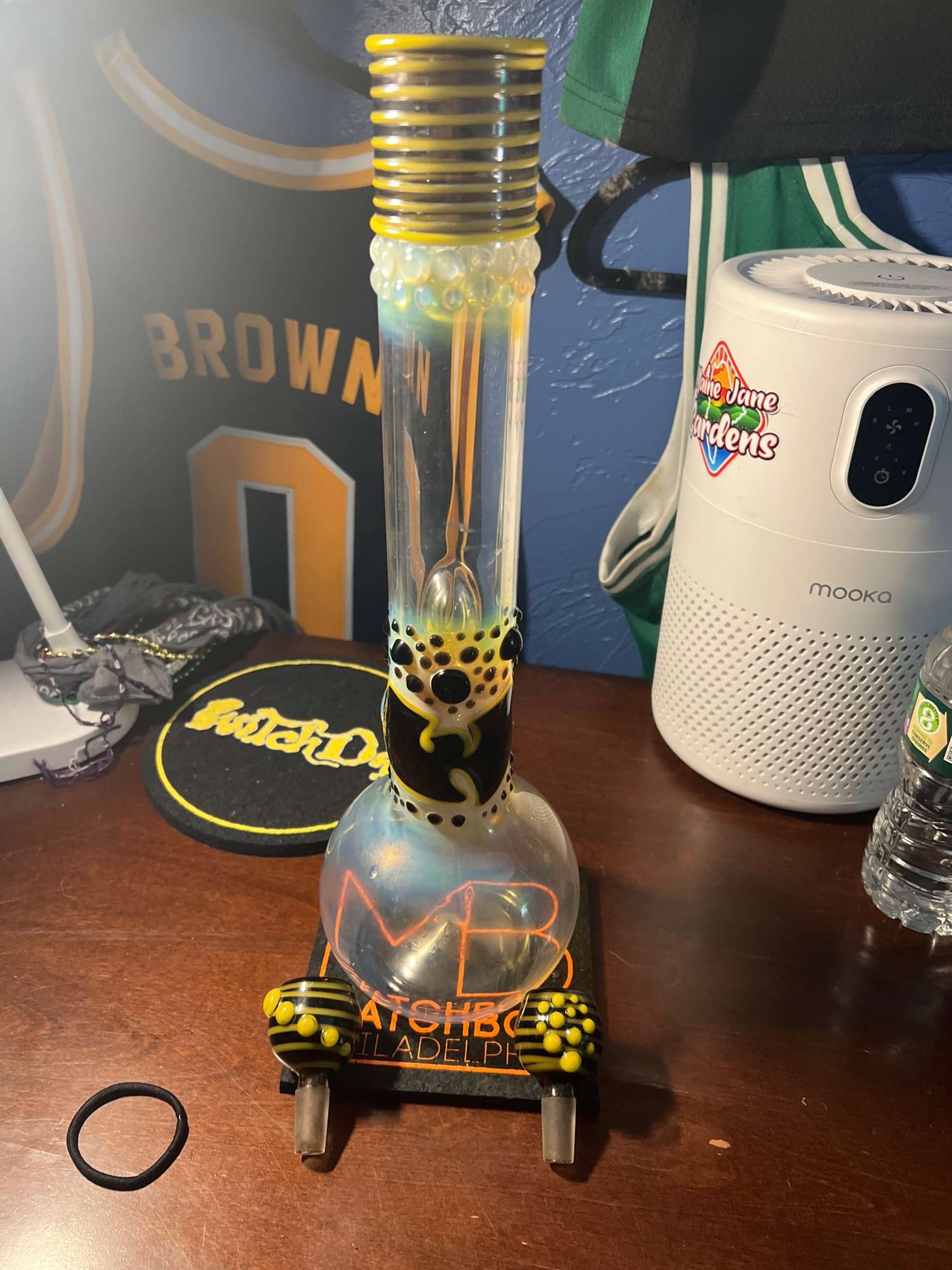 Preview pic of Wu-Tang bong 