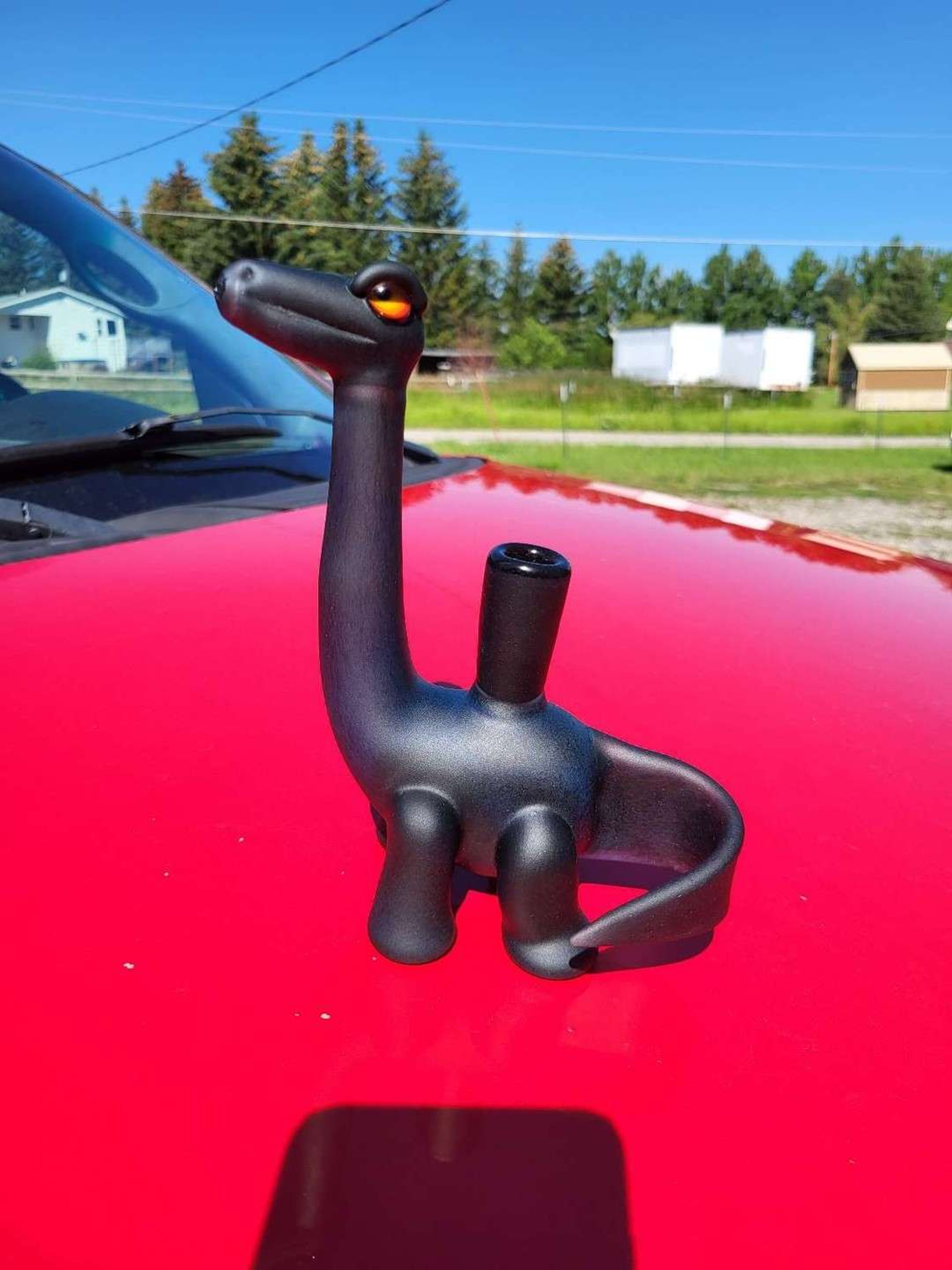 Black Bronto image 0