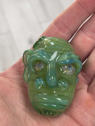 Preview pic of Full face pendant 
