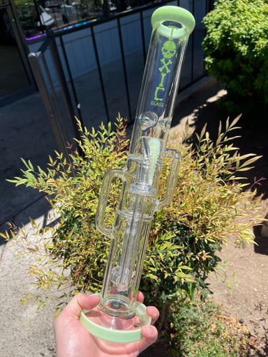 Preview pic of Toxic straight tube recycler. Dual uptakes
