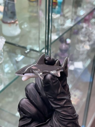 Preview pic of Gorgeous Liz Wright Portland grey Shark Pendant