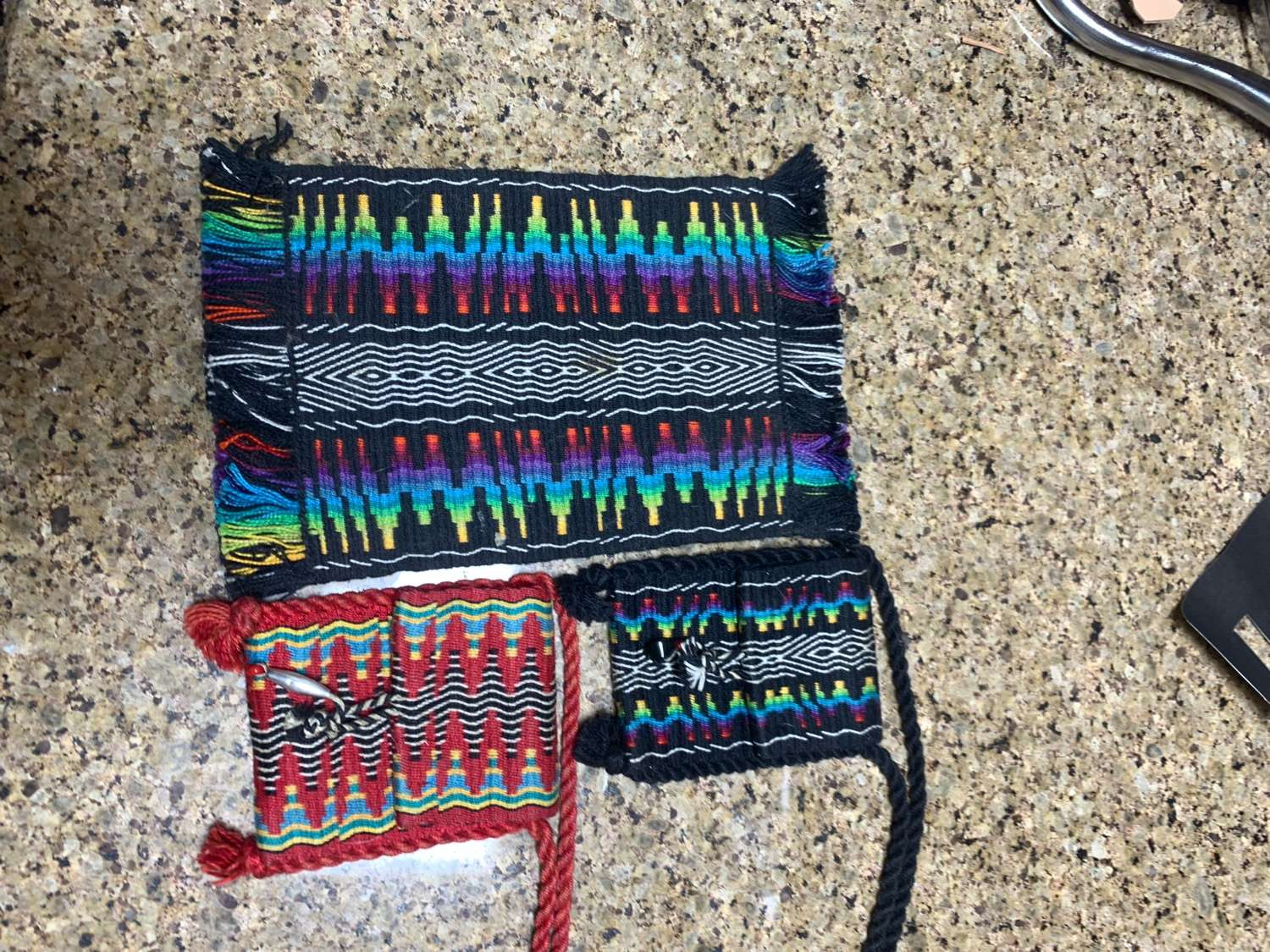 Libby goines pouches and mat image 0