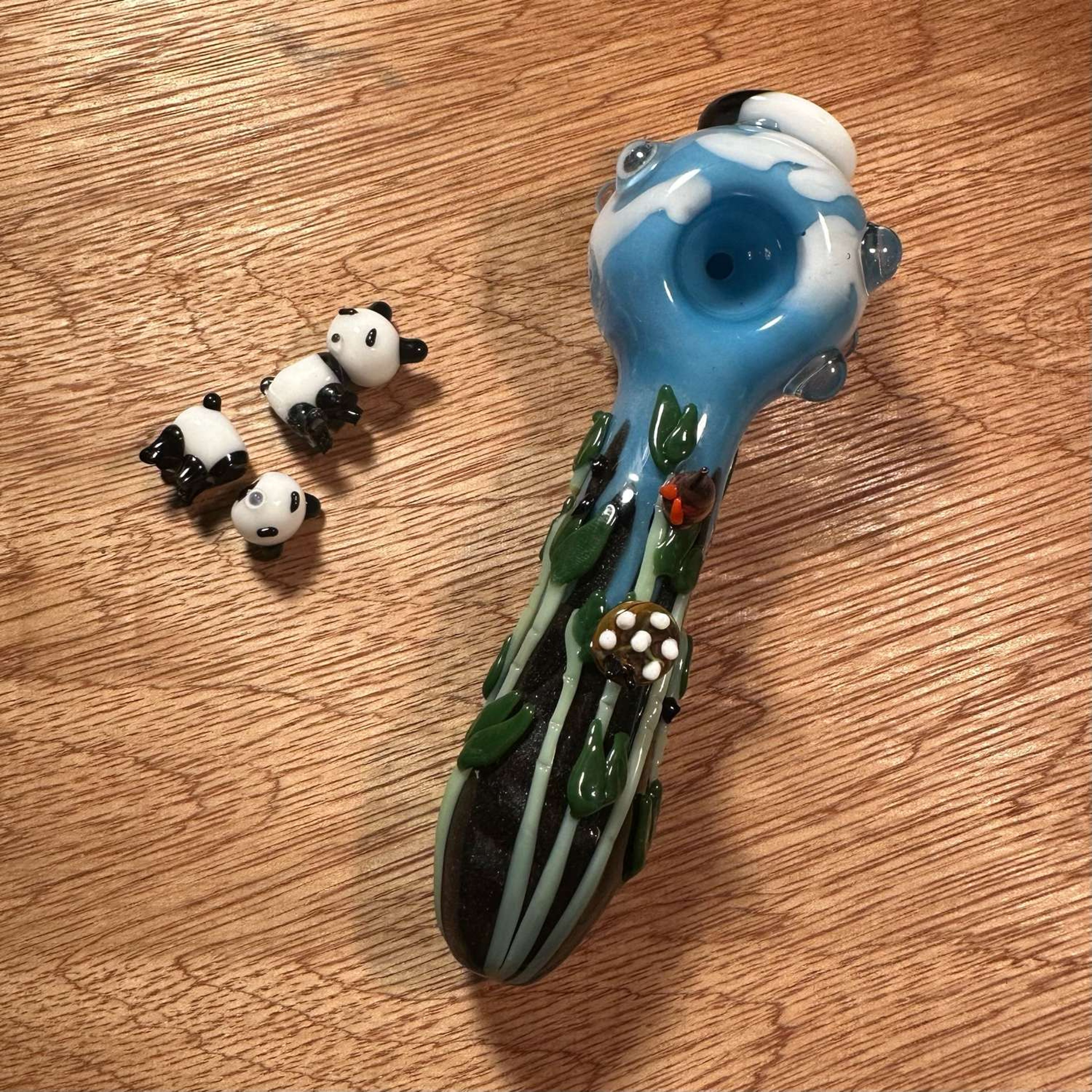 Preview pic of Empire Glassworks Crawling Pandas Spoon Pipe [Broken]