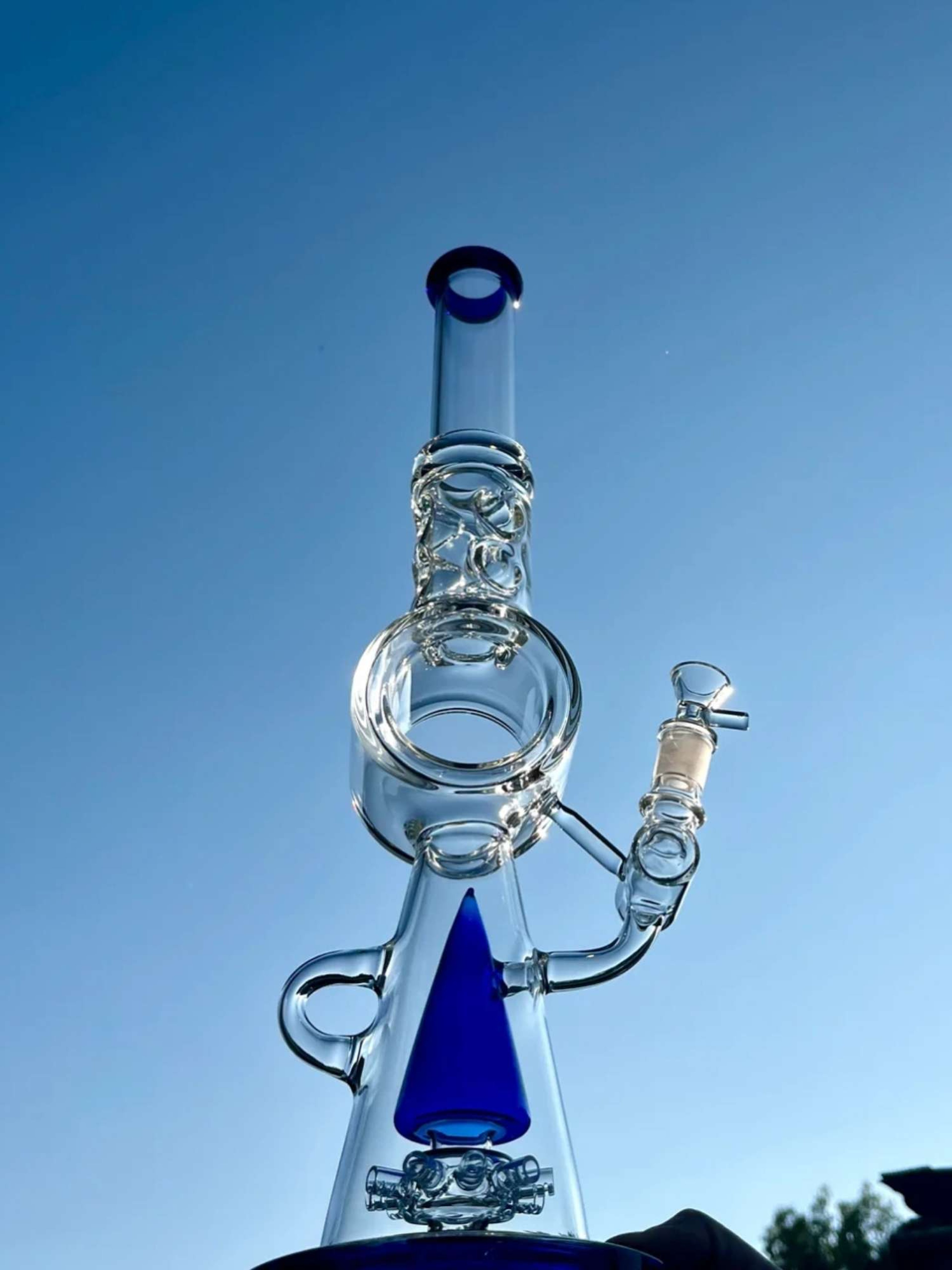18" Donut Perc Glass Bong image 0