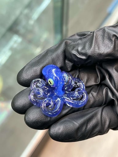 Preview pic of Stunning Liz Wright Octopus Empire Glass Pendant