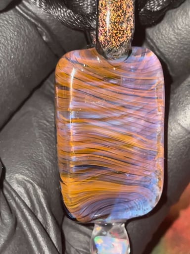 Preview pic of Commanderglass pendant 