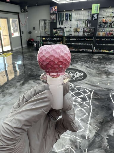 Preview pic of Pink bowl piece