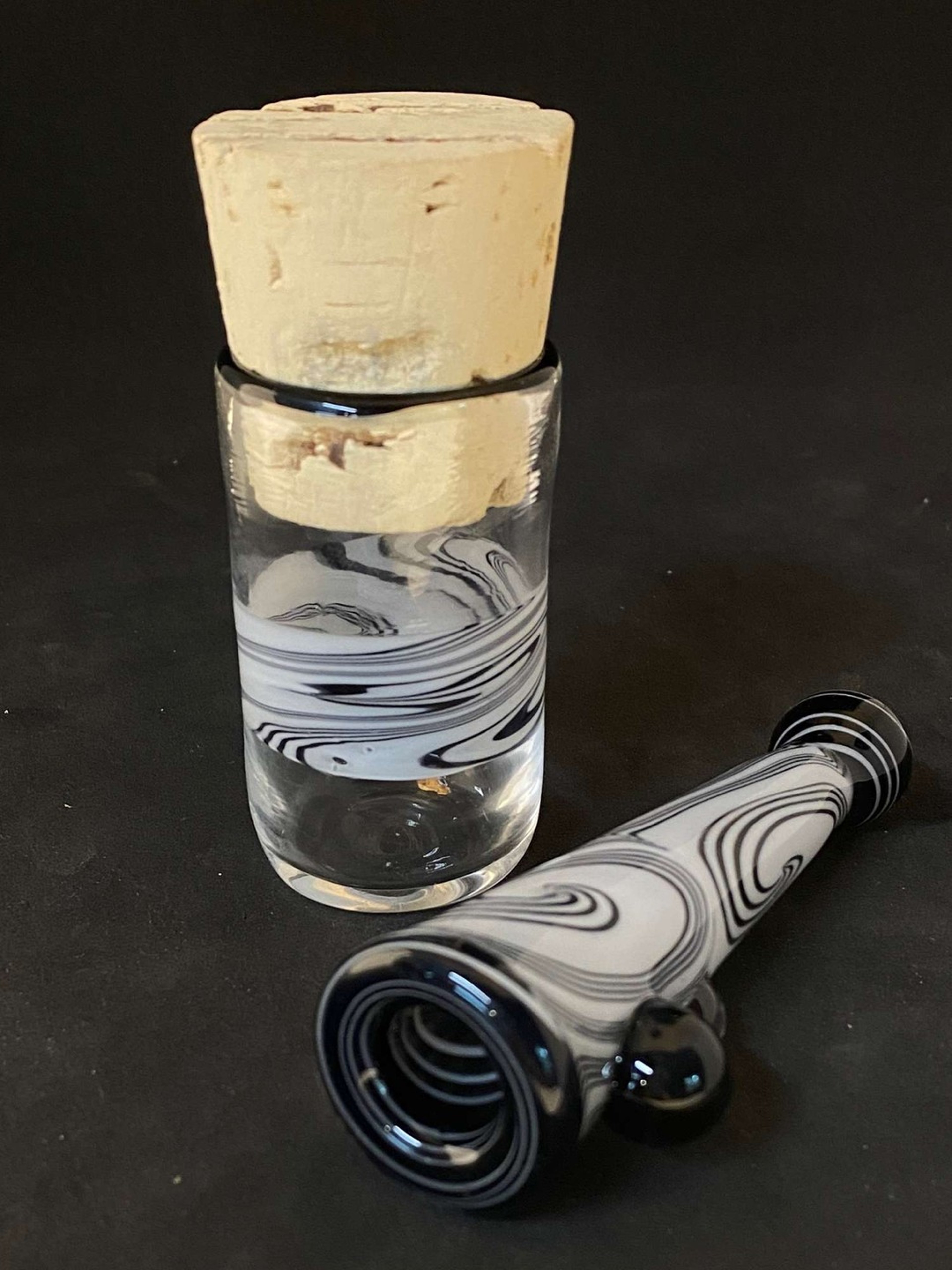 Salt and peppa jar and chillum image 0