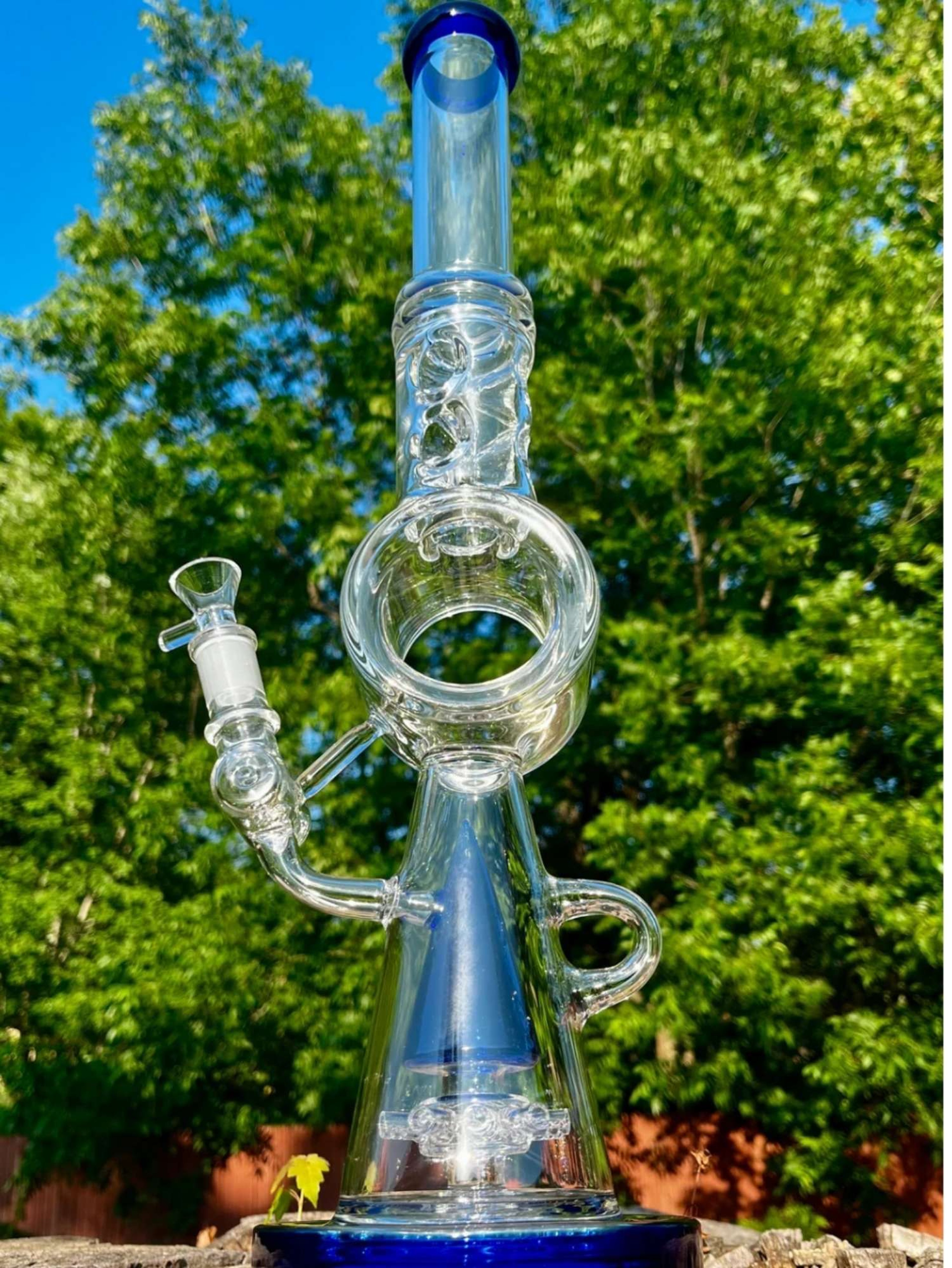 Preview pic of 18" Donut Perc Glass Bong