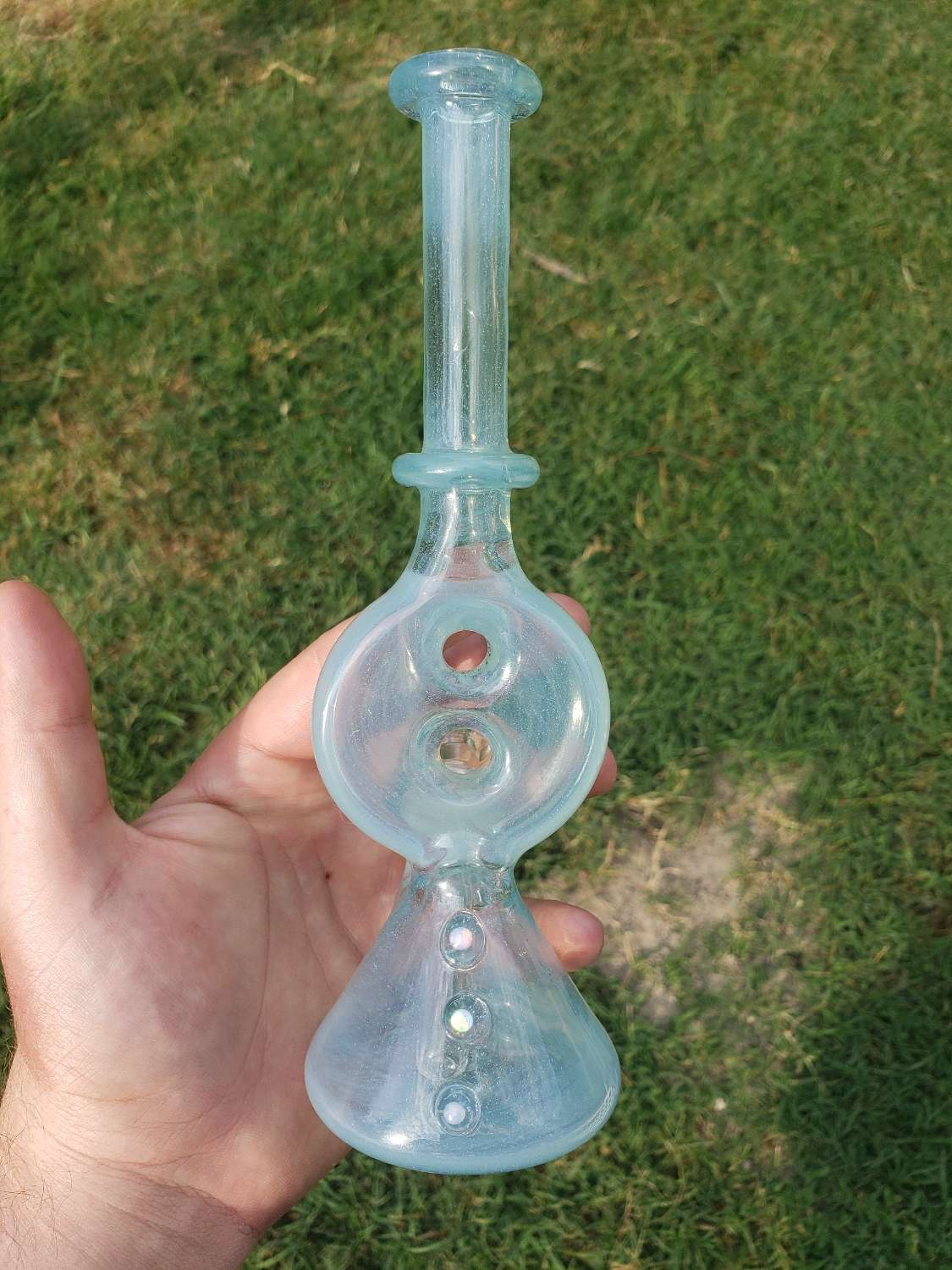 Preview pic of Donut rig with 3 opal attachments comes with two 10mm down stems