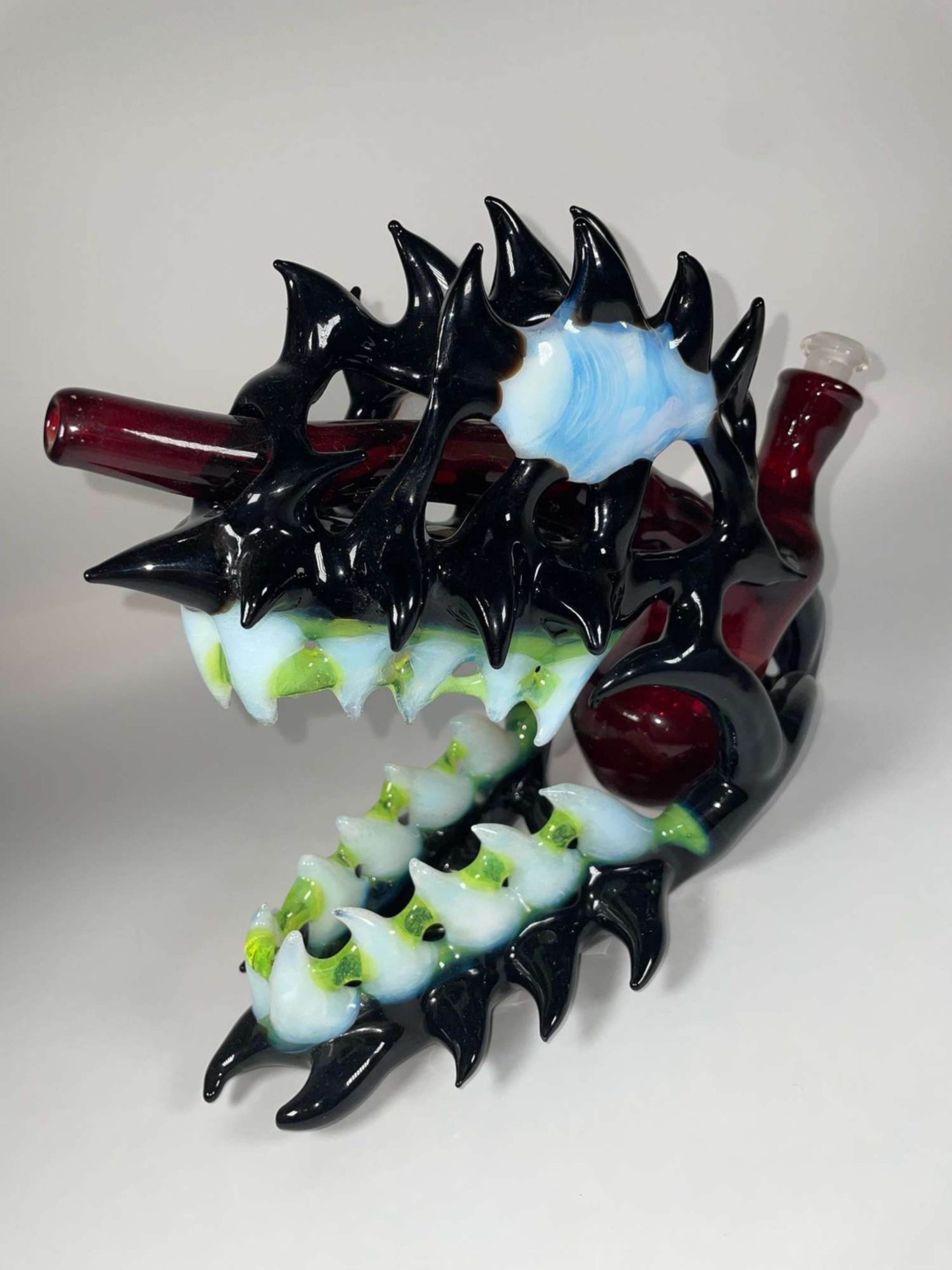 Boss Glass Venom Skull Bubbler - Dino Head - 10mm image 0