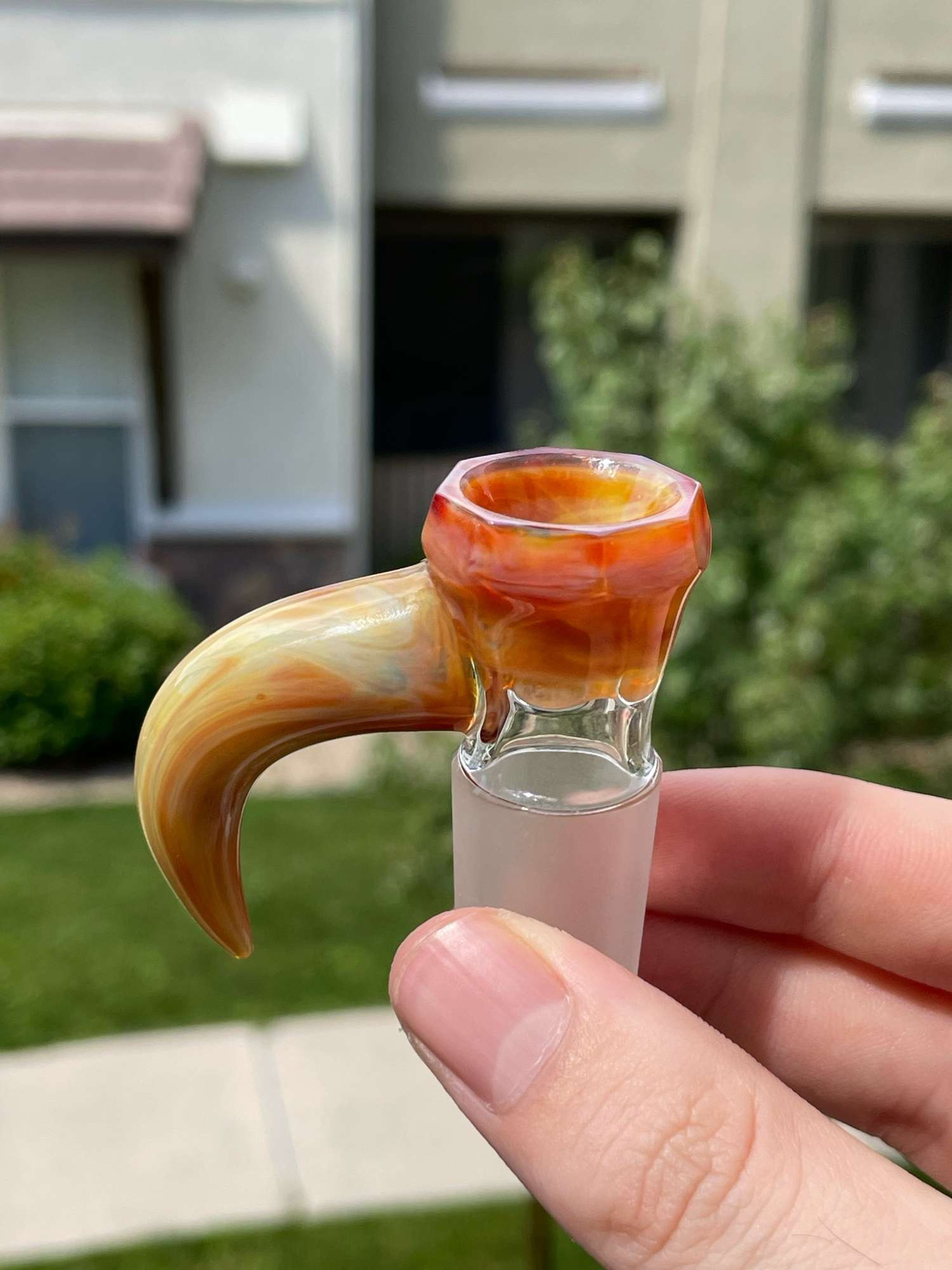 Preview pic of Valts glass Yellow facet slide 💎 