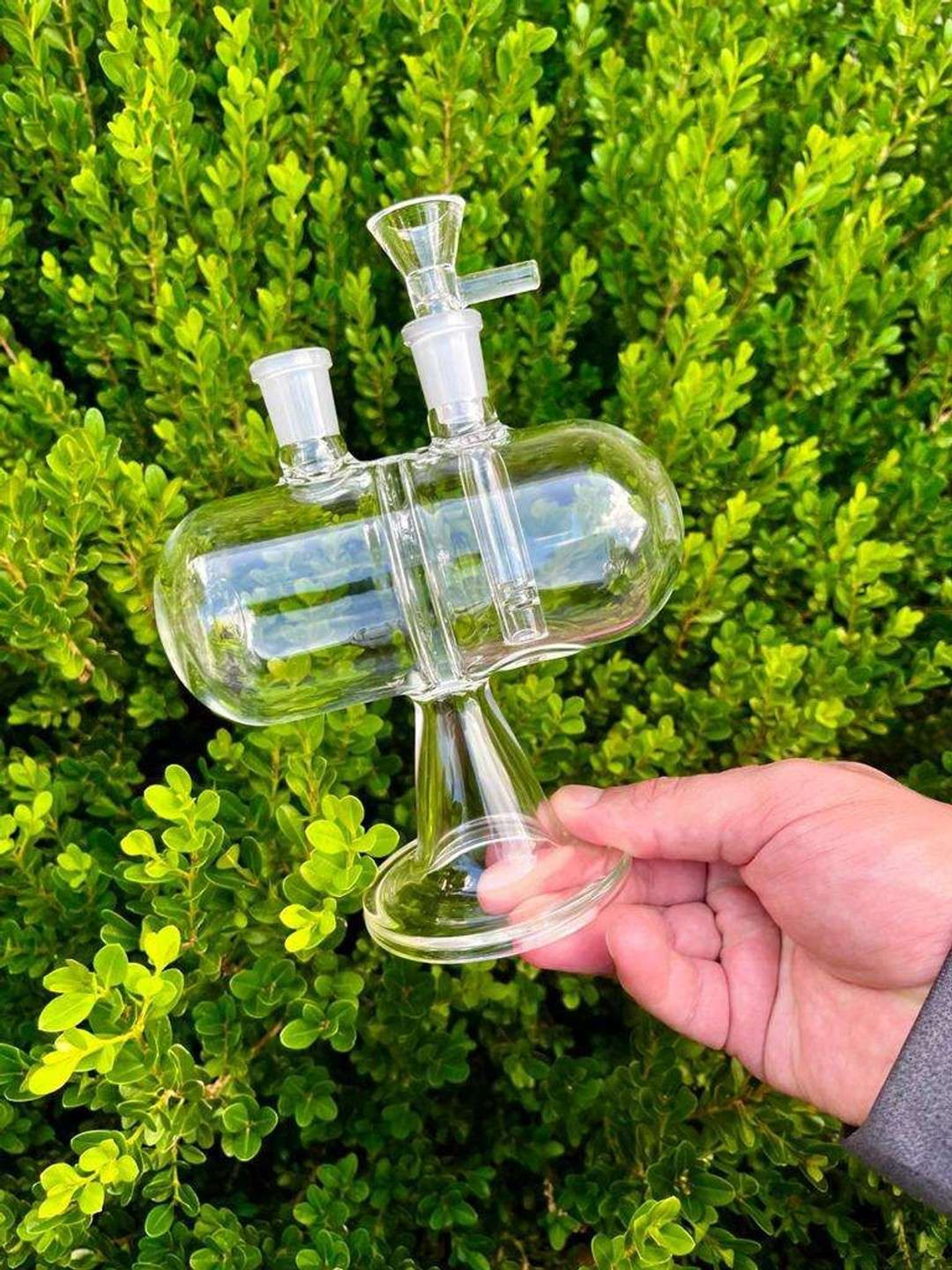 Preview pic of 7 Inch Clear Gravity Glass Rig