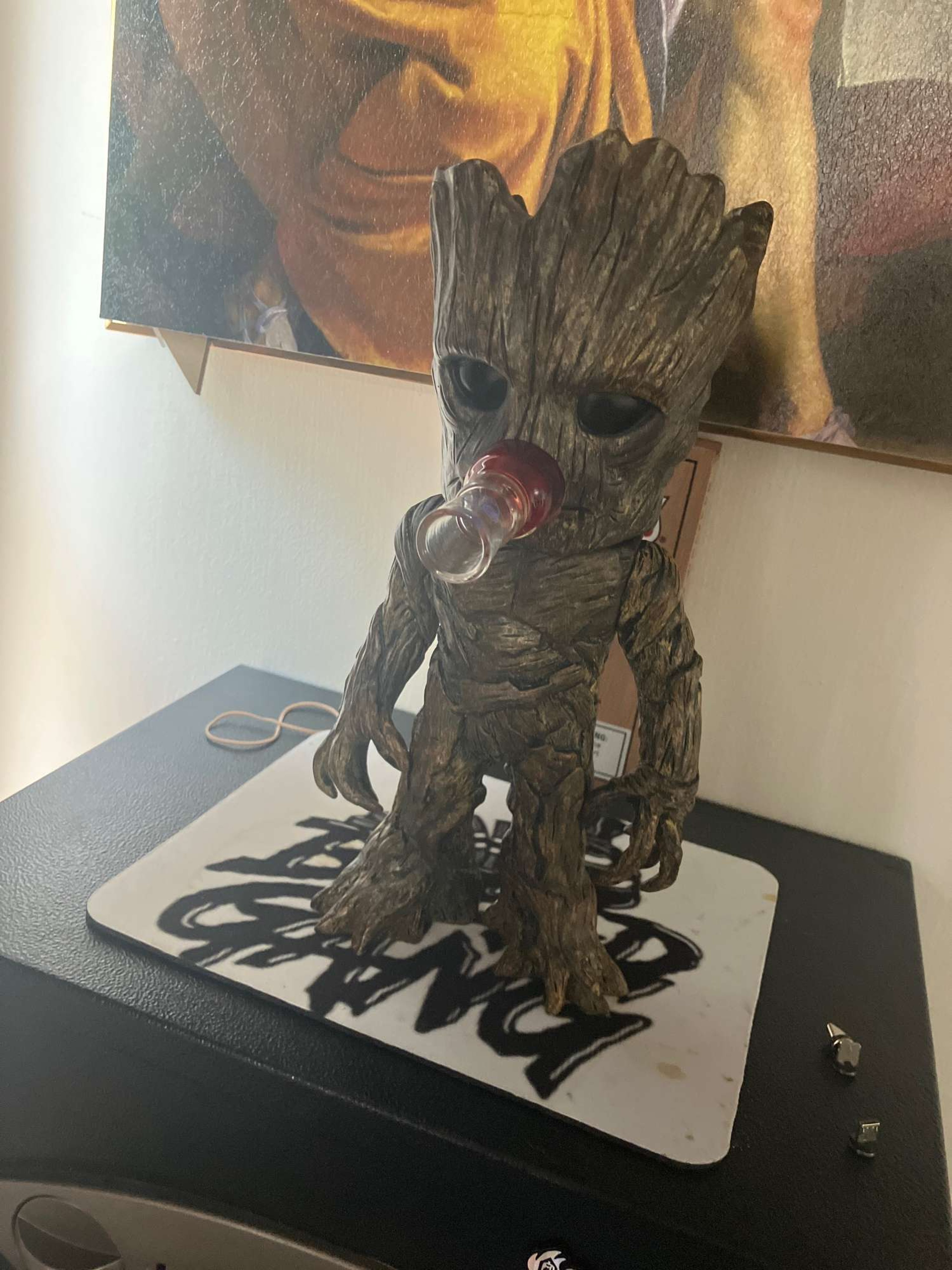 Groot cyrobot (add to almost any 14mm bong) image 0