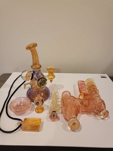 Preview pic of ROYALS GLASS SET
