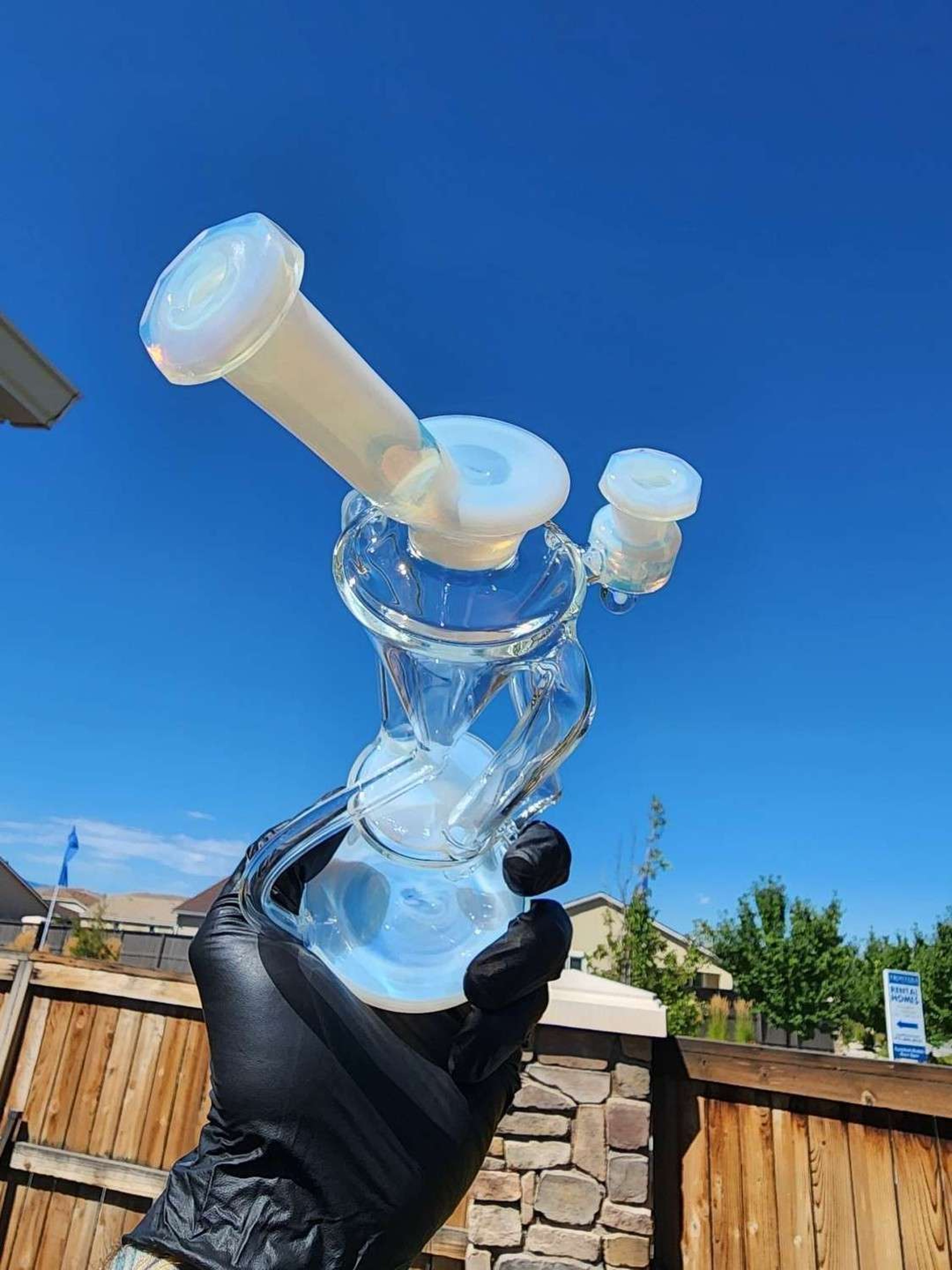 Preview pic of Kadabra Glass recycler