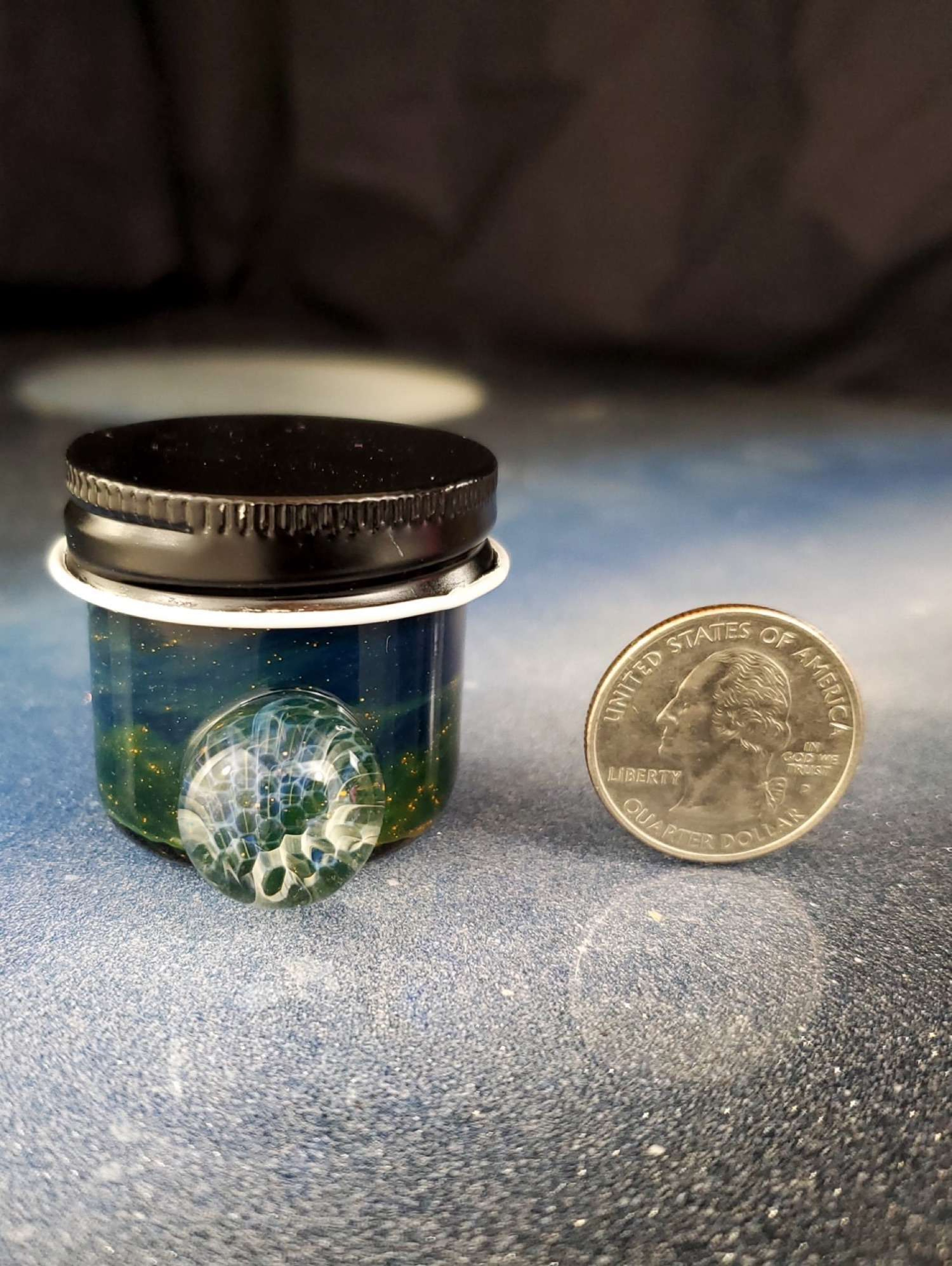 Space Jar with honeycomb milli image 0