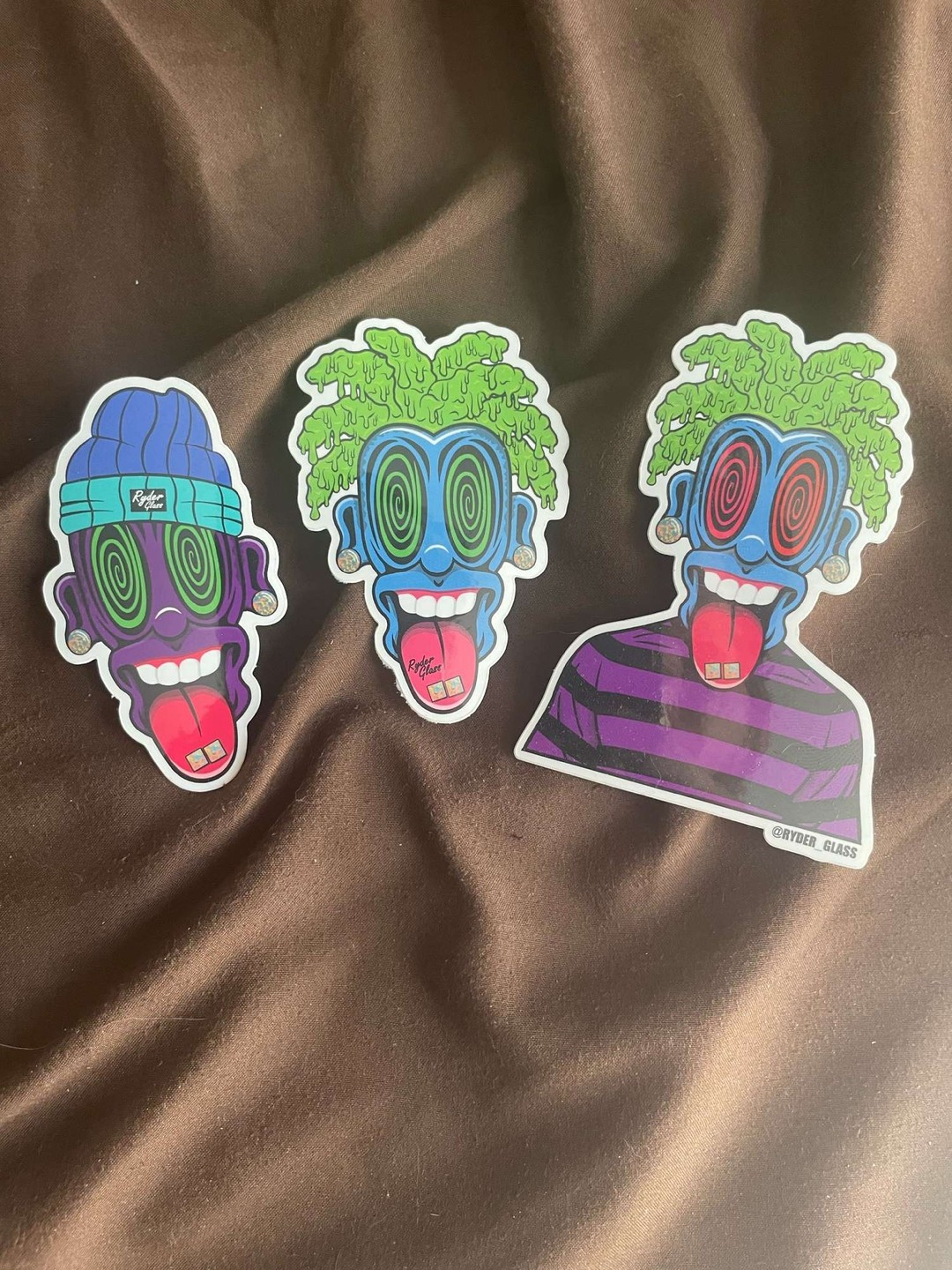 Preview pic of Ryder glass stickers 