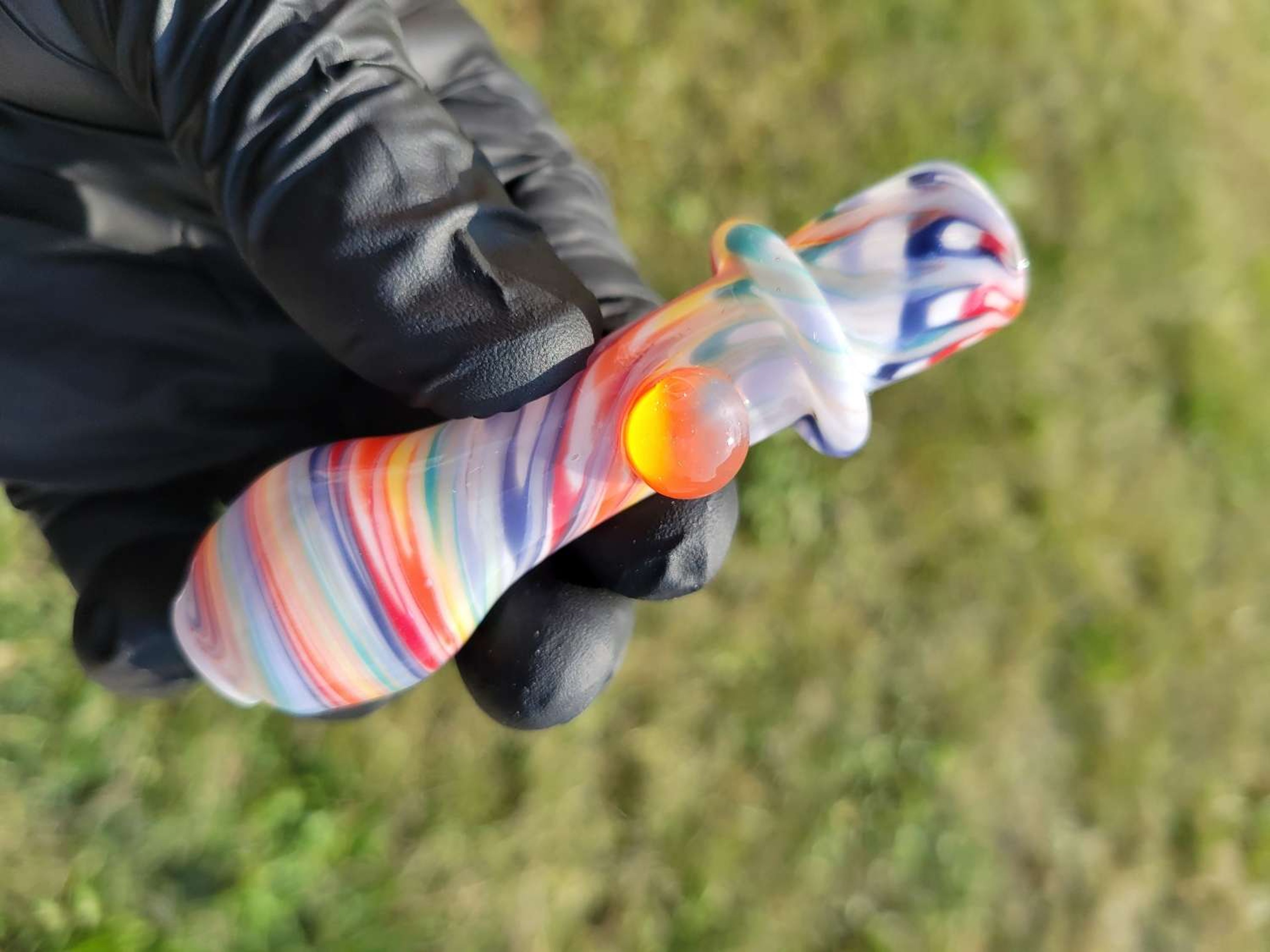 Preview pic of Hotmess Glass Rainbow Onie