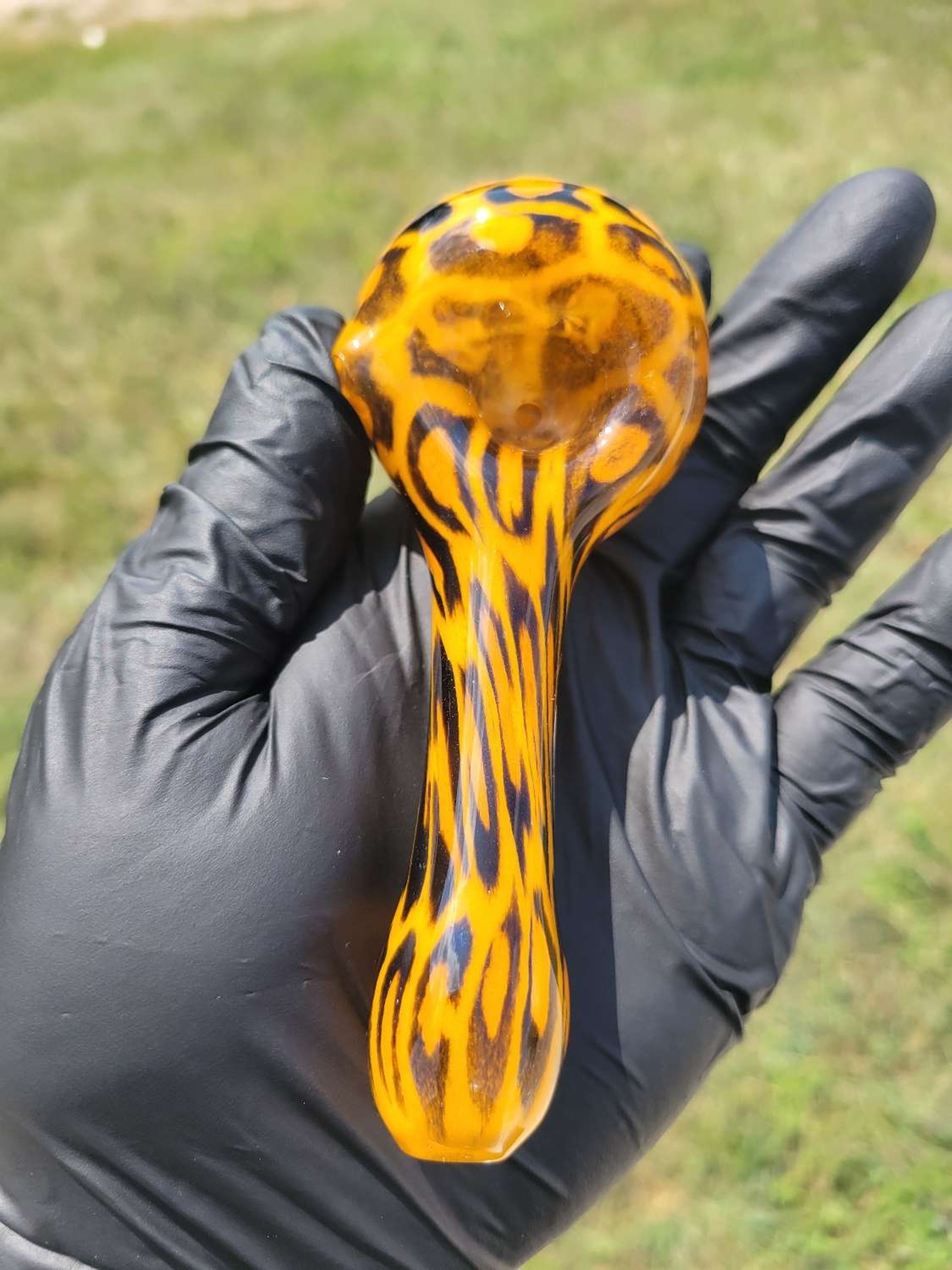 Hoffman Glass Frit Cheetah image 0