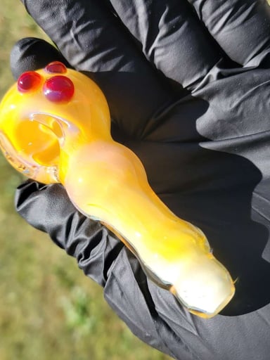 Preview pic of Beak Glass Yellow Spoon