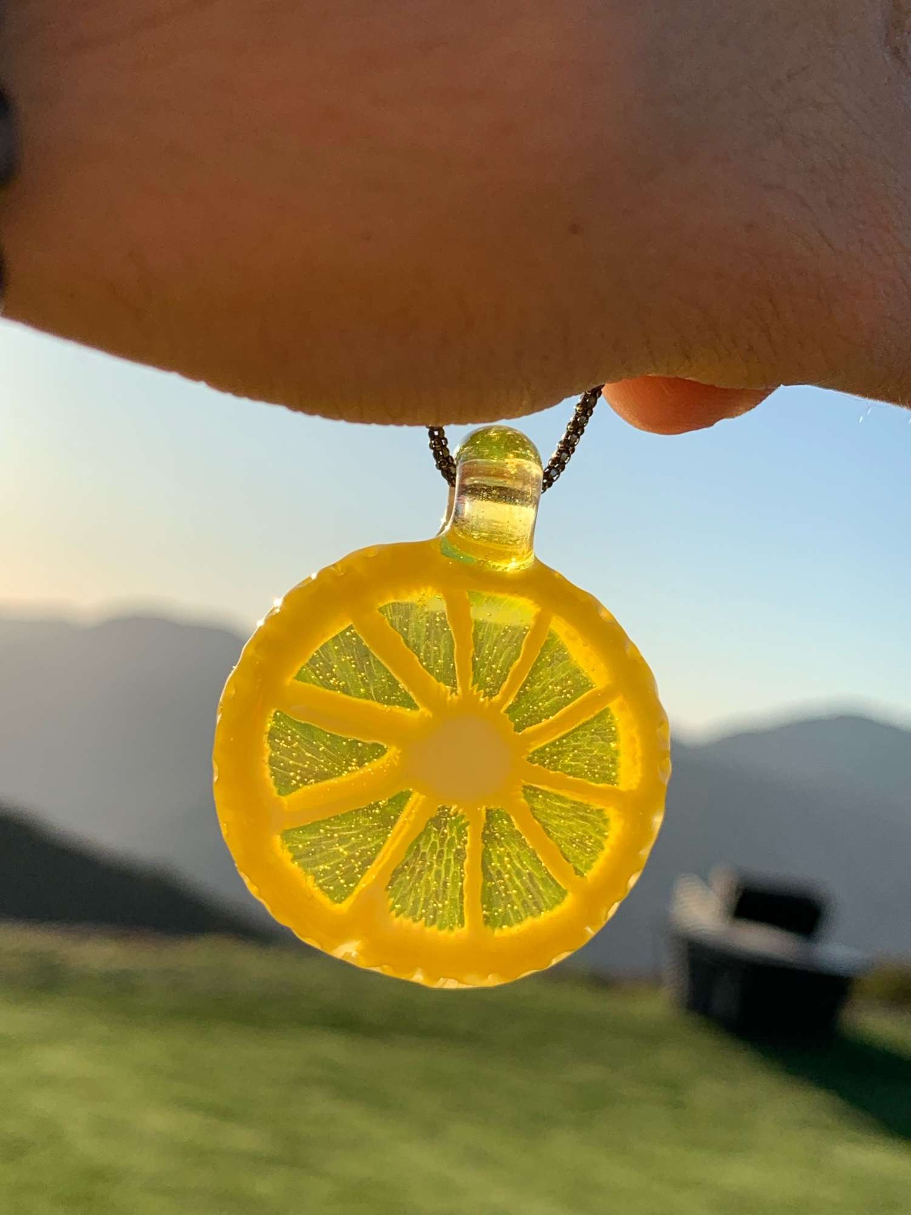 Lyons glass pendant image 0