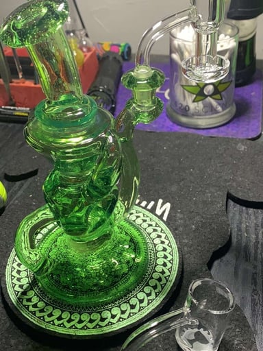 Preview pic of Mhenny recycler steal of the year 