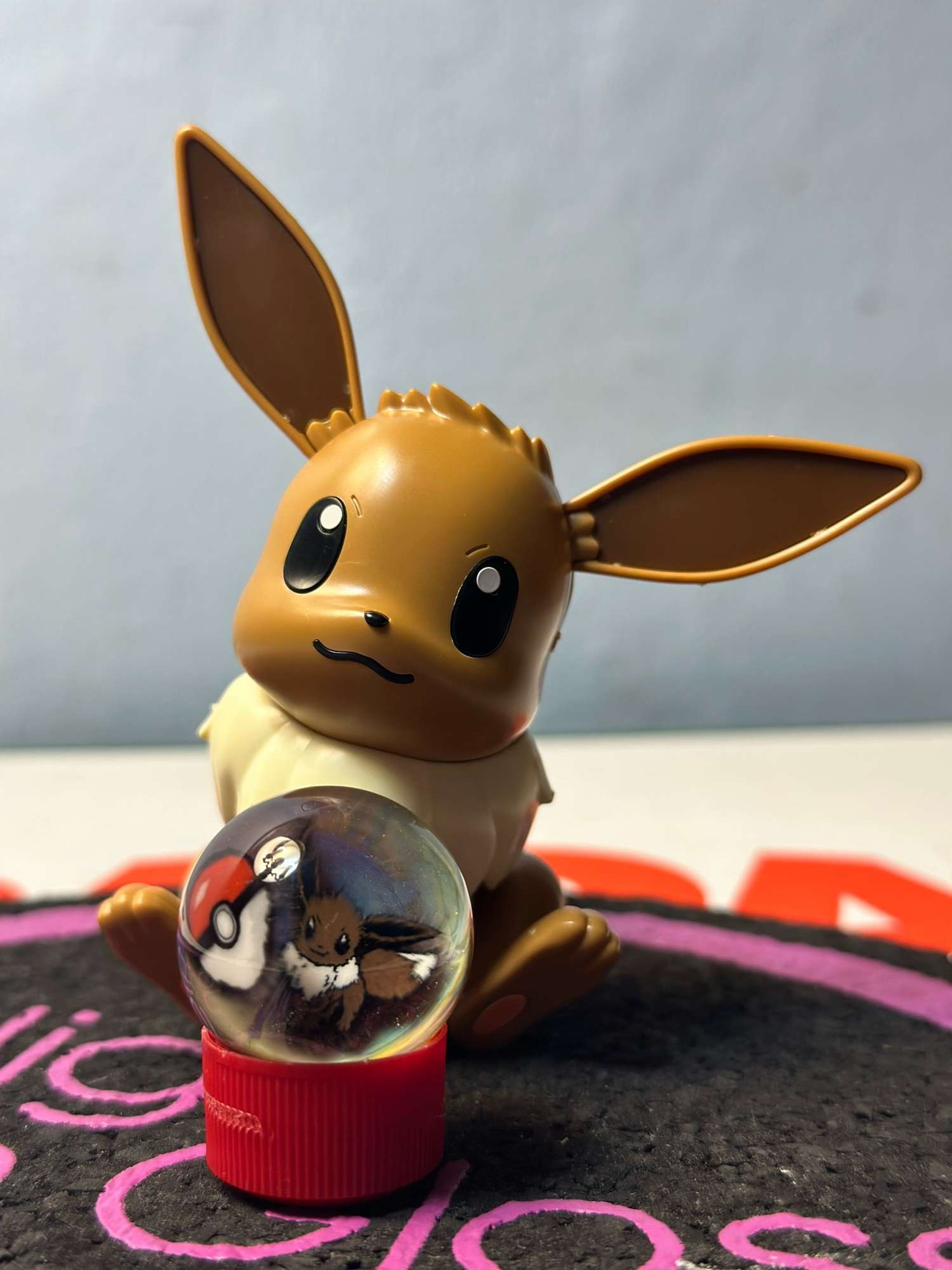 Preview pic of Willstar Eevee Custom Marble