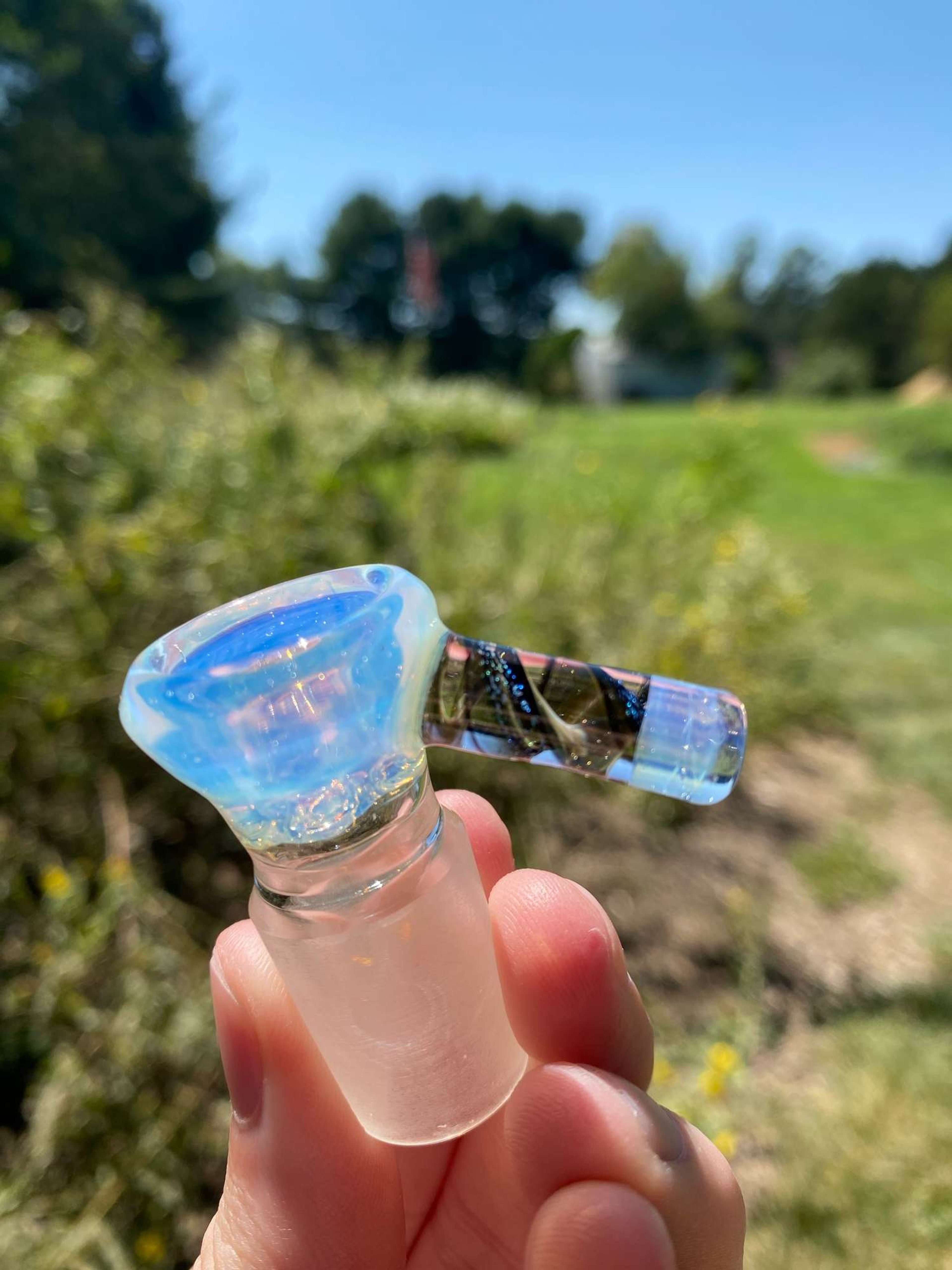 Rocky’s Glass 18mm 4-Hole Slide image 0