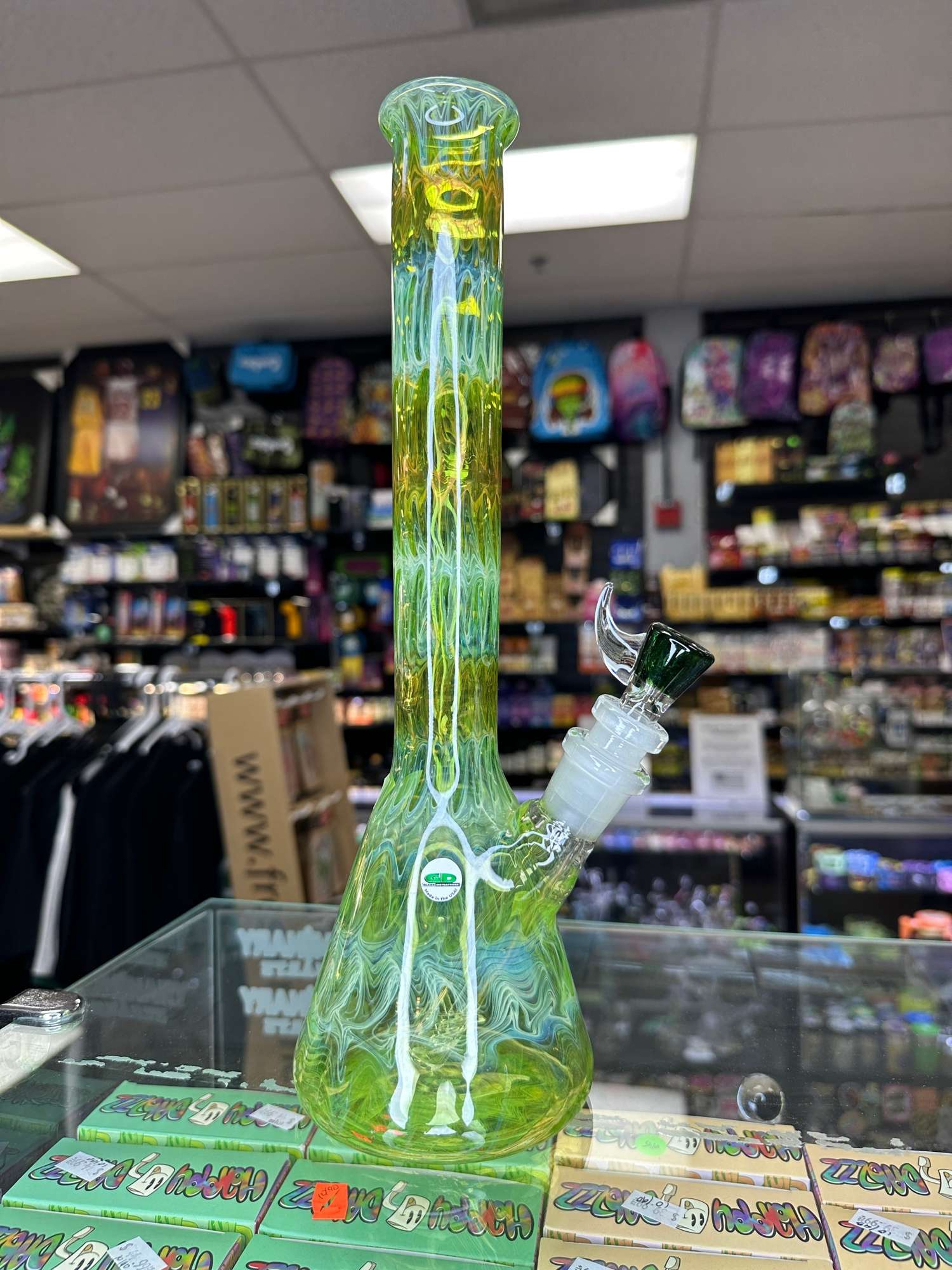 Glass Distractions Green 12 inch Beaker image 0