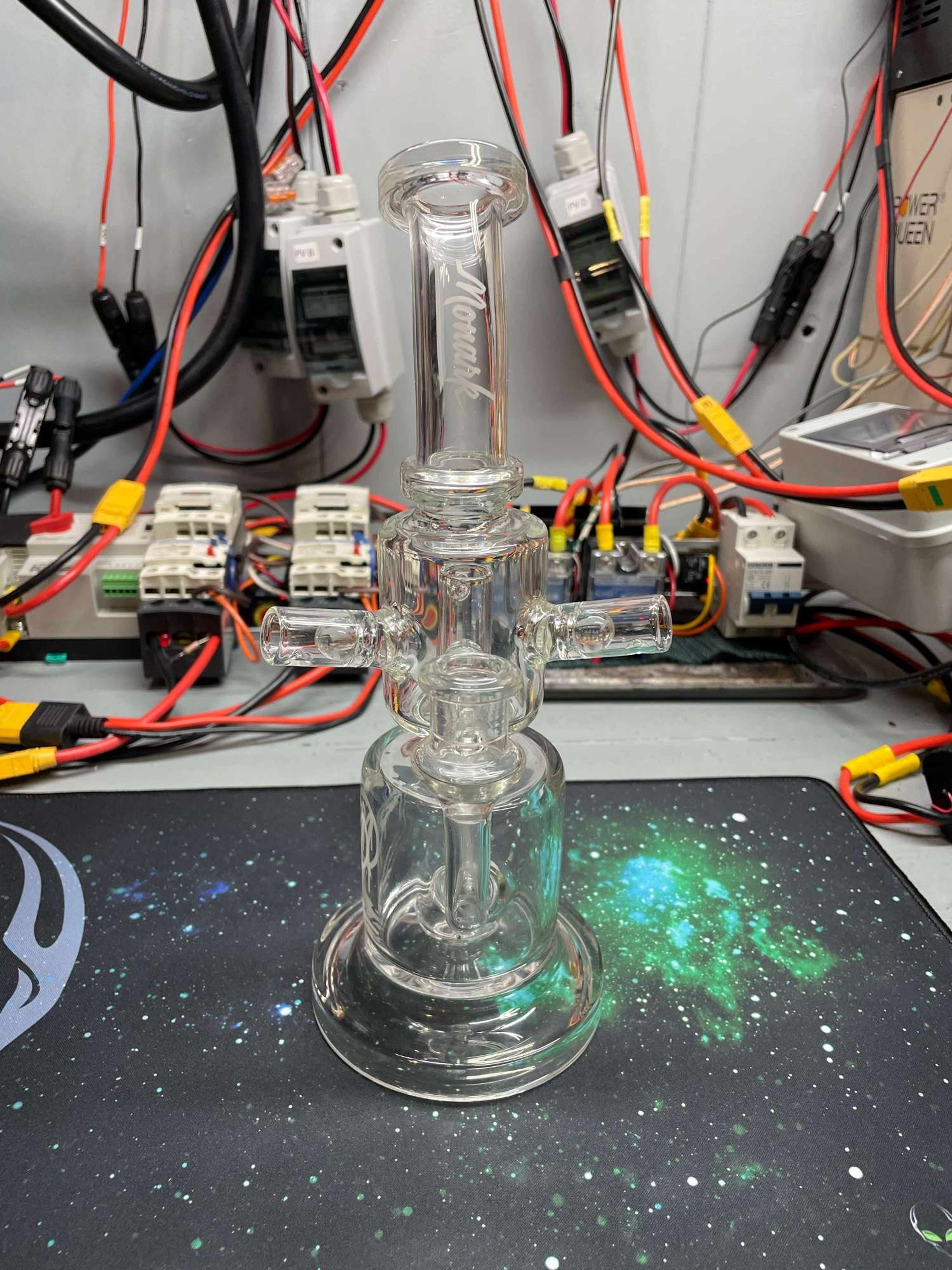 Monark Iron Lung dual valve rig | Shop Rigs on GlassPass
