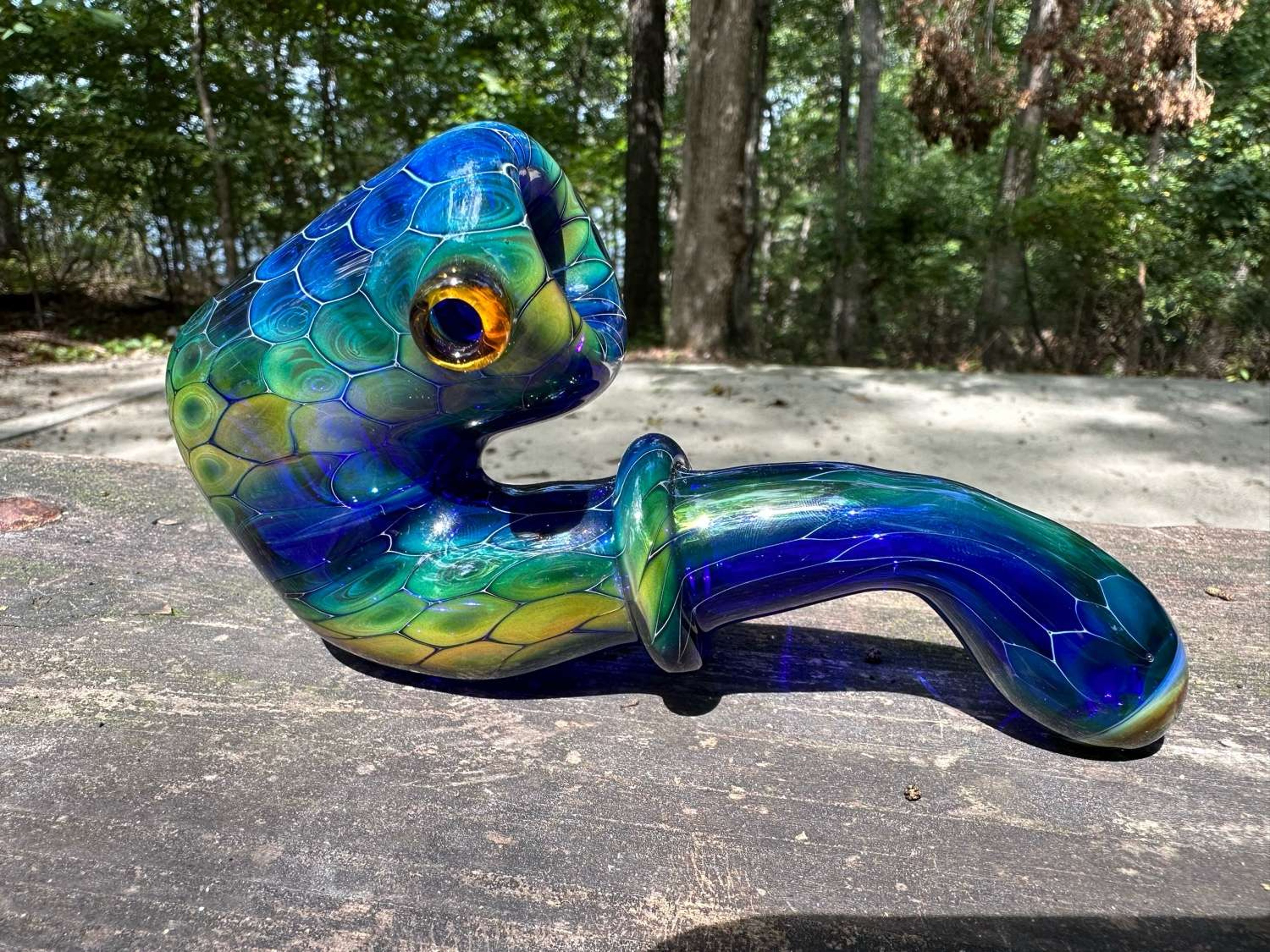 Fume honeycomb over cobalt Sherlock image 0