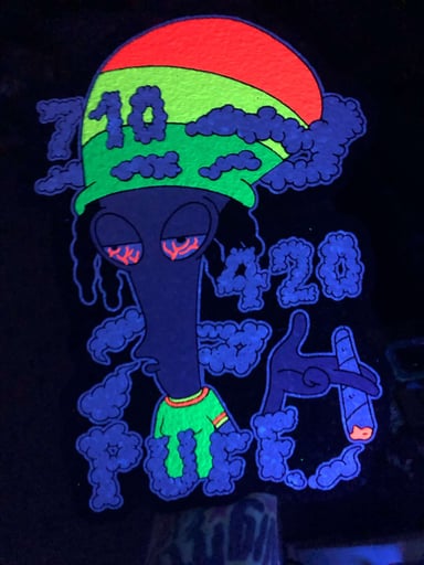 Preview pic of Charlie Hussle Puffglass RASTA ROGER uv mat