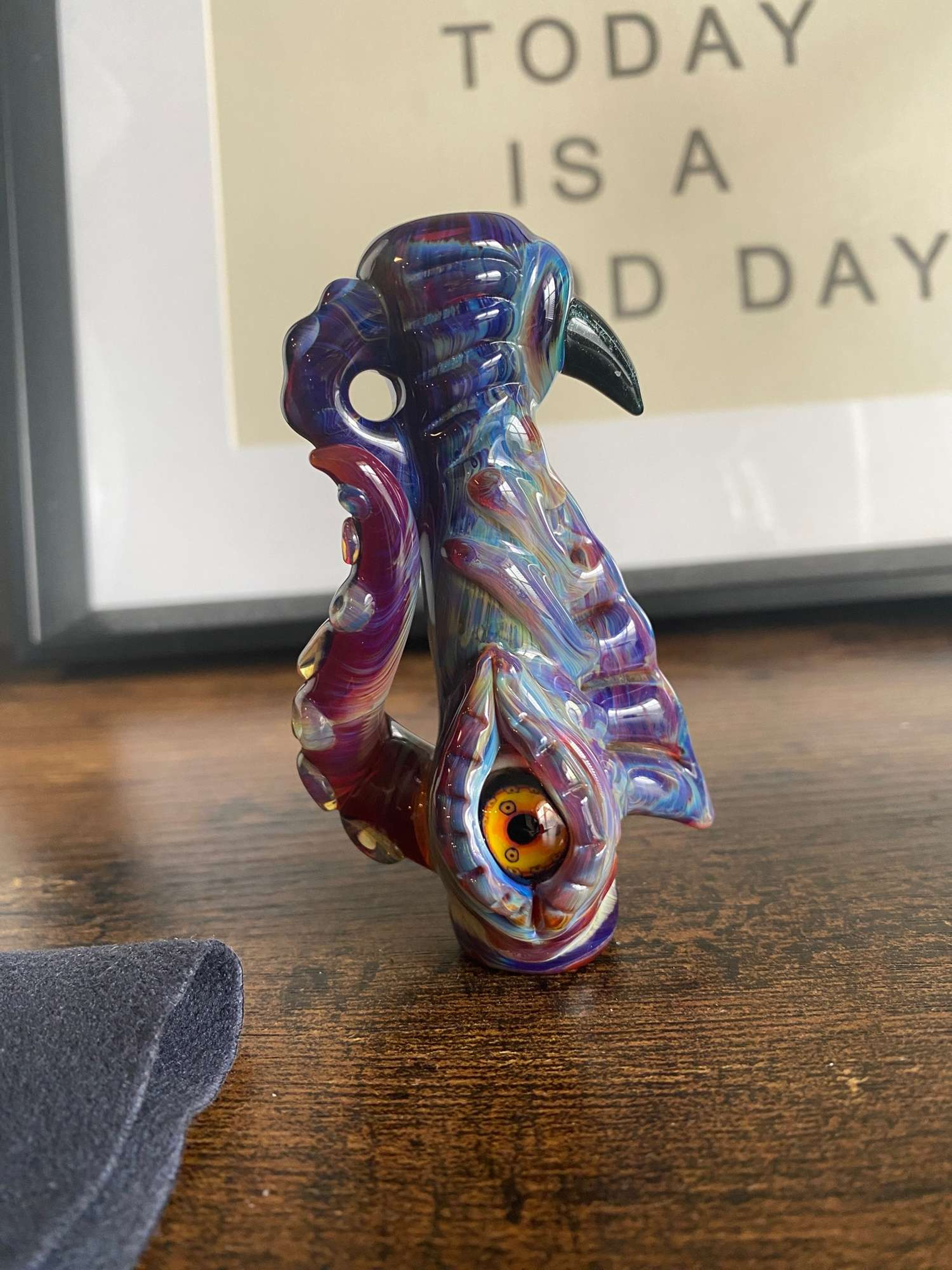 Preview pic of Mako chillum