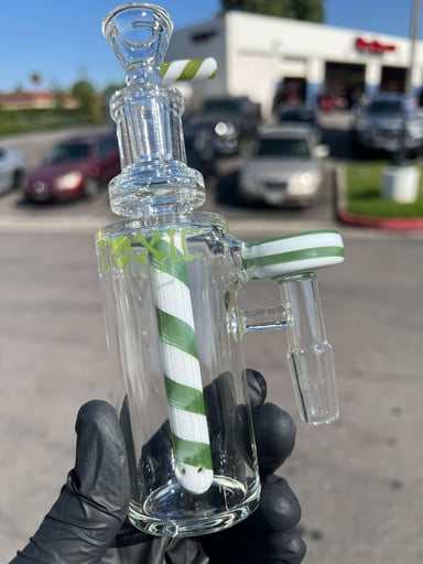 Preview pic of Toxic green candy ash catcher with bowl