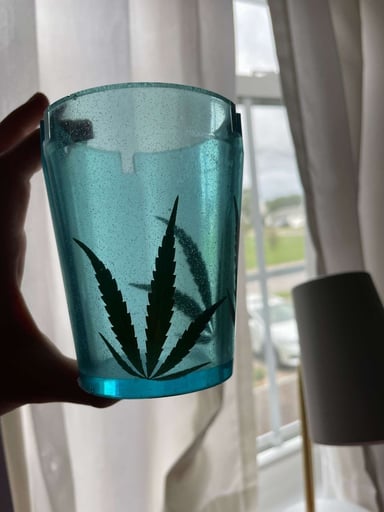 Preview pic of Cupholder Ashtray w/ Leaf🍃 by Kissmyassh.tray