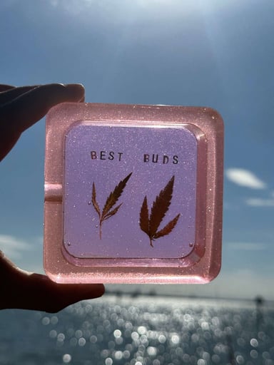 Preview pic of Best Buds❤️‍🔥❤️‍🔥by Kissmyassh.tray🍁🍁with real leaves✨✨