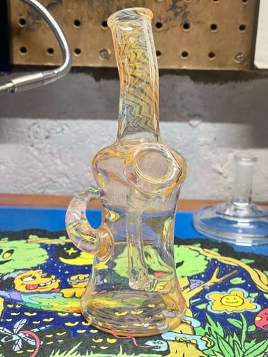 Preview pic of HMK fumed wig wag bubbler w/ horn