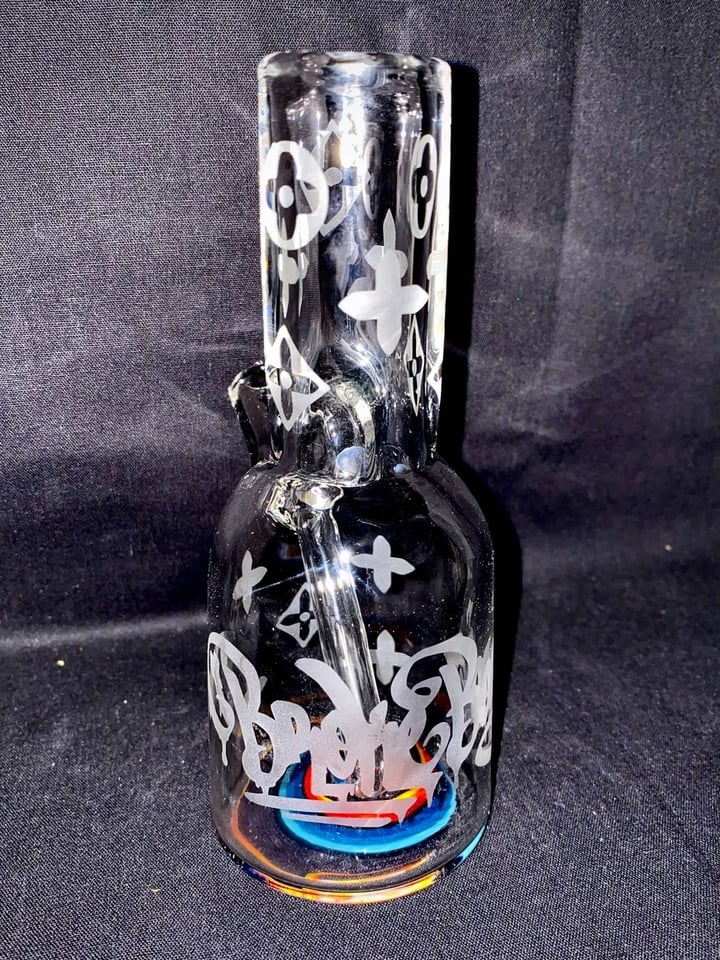 Chiefin Glassworks Sake Bottle with pelican🔥 Image