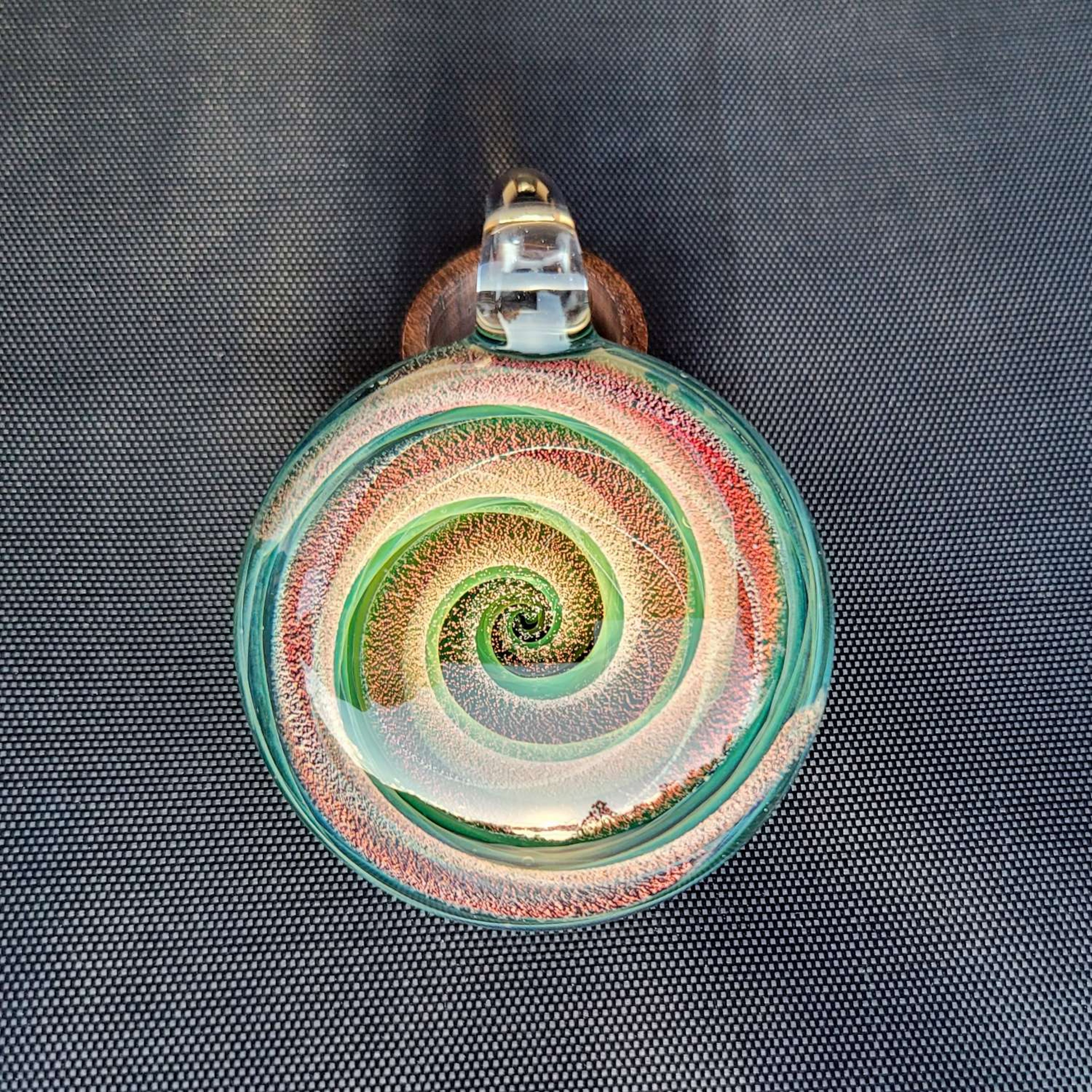 Preview pic of Dichro pendant