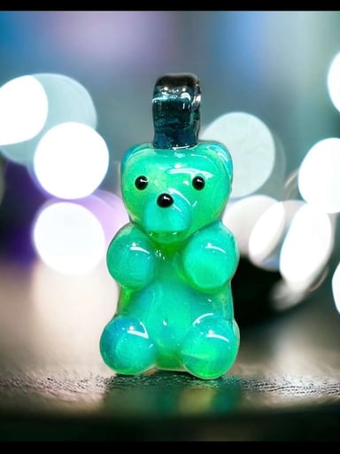 Preview pic of Titan V1 Large Gummy Bear Pendant