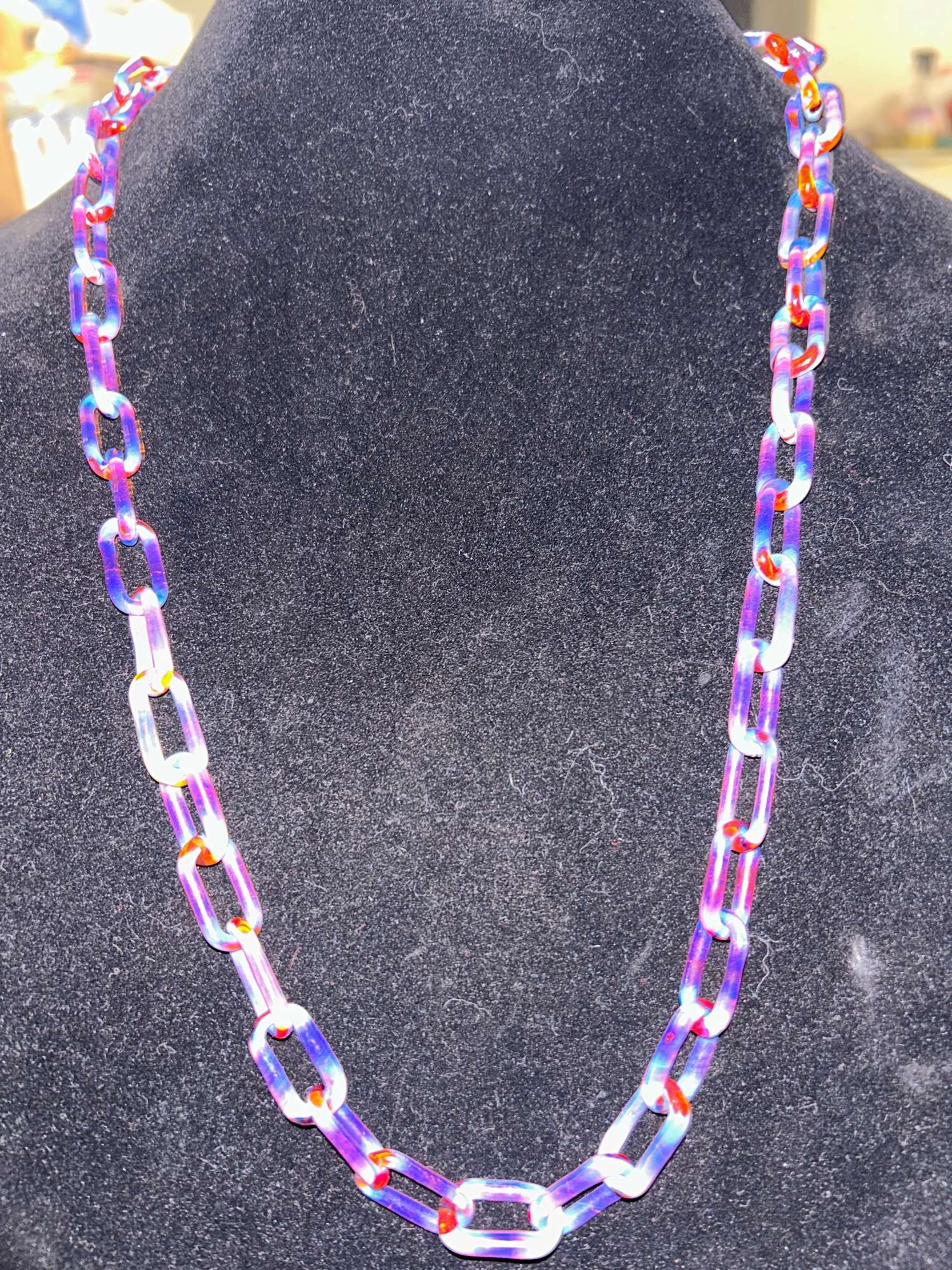 Amber Purple chain image 0