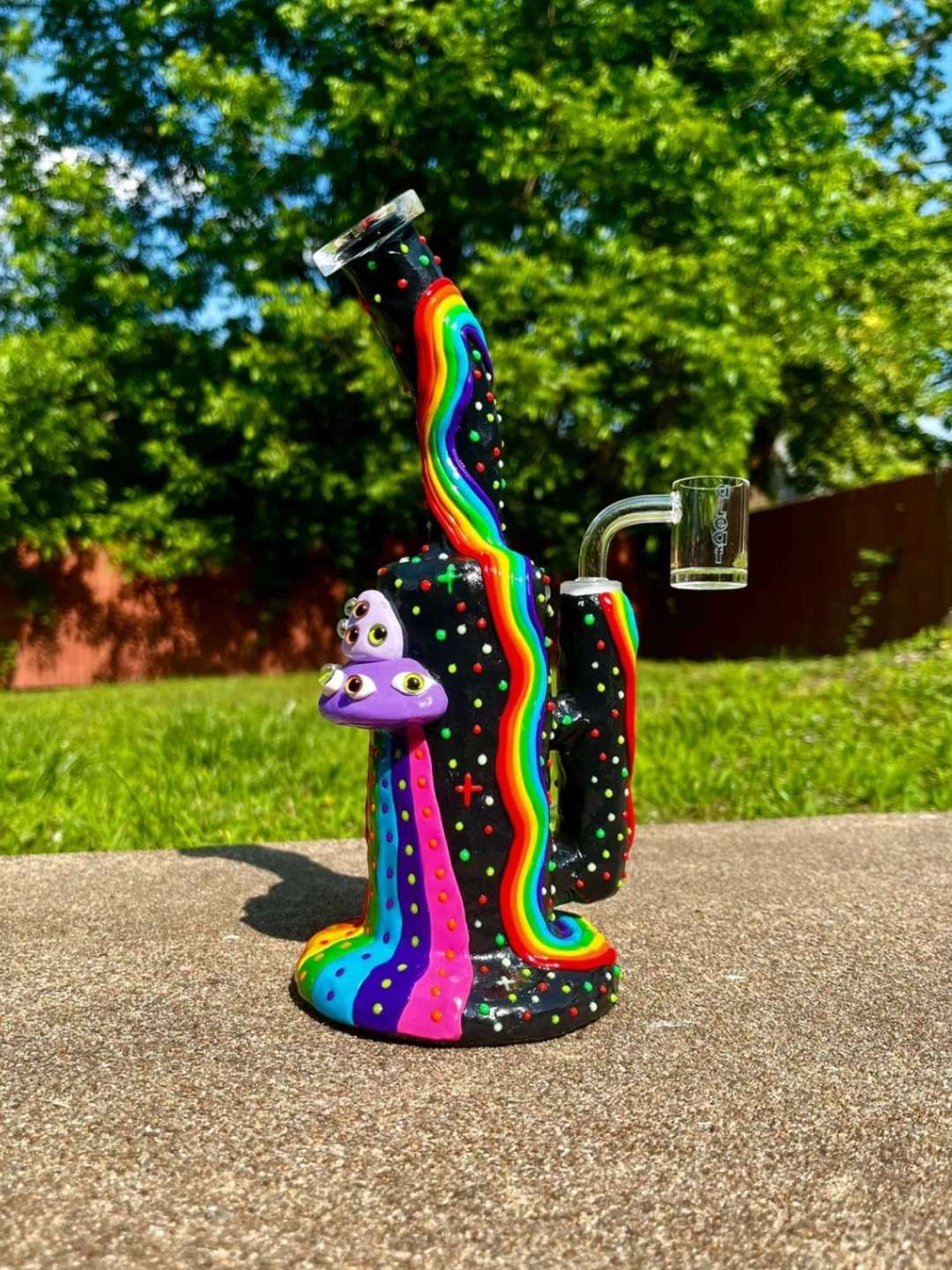 9" Ceramic Rainbow Rig - UV Reactive, Glow in the Dark image 0