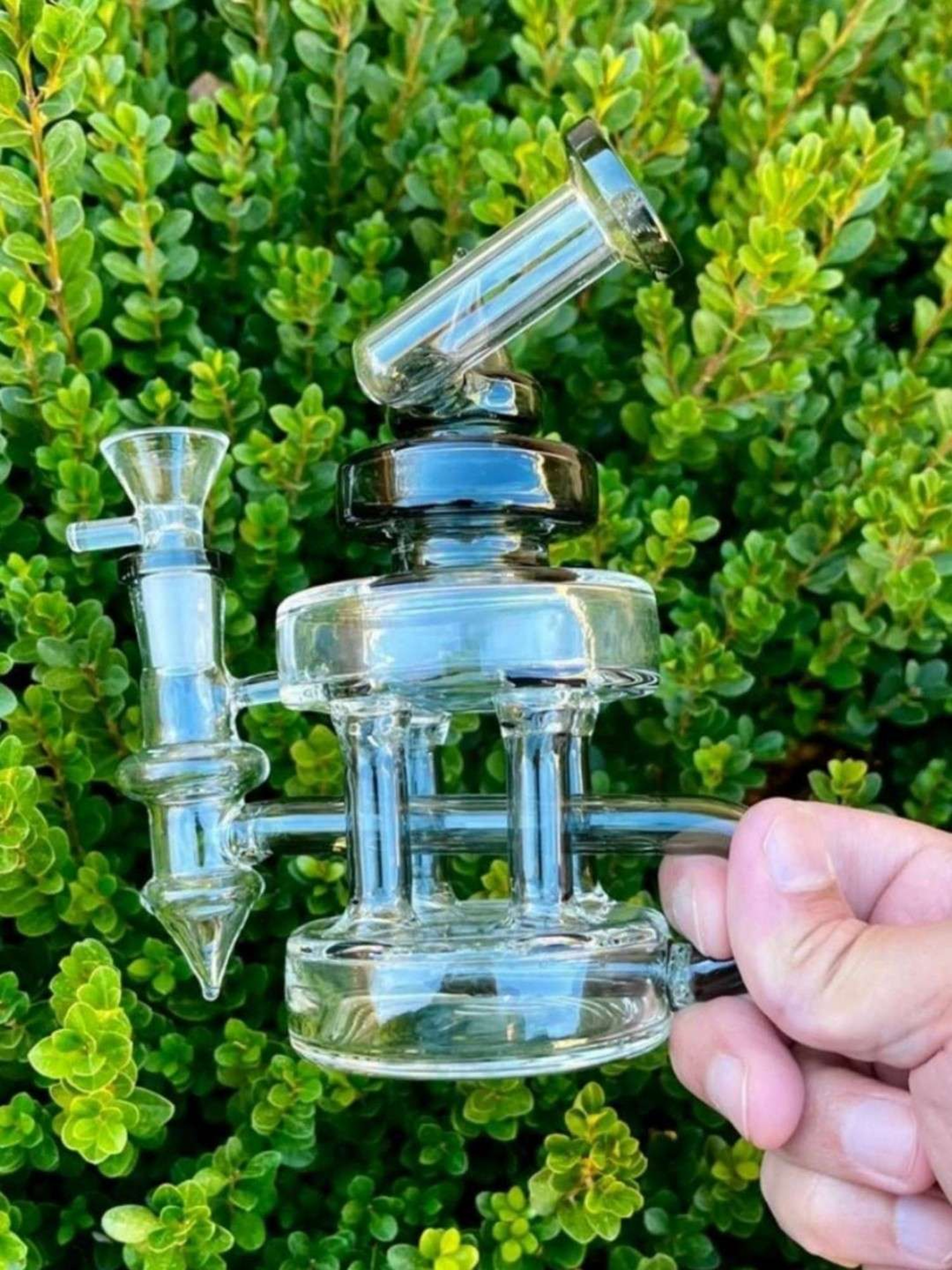 Beautiful and Compact Rig and Recycler image 0