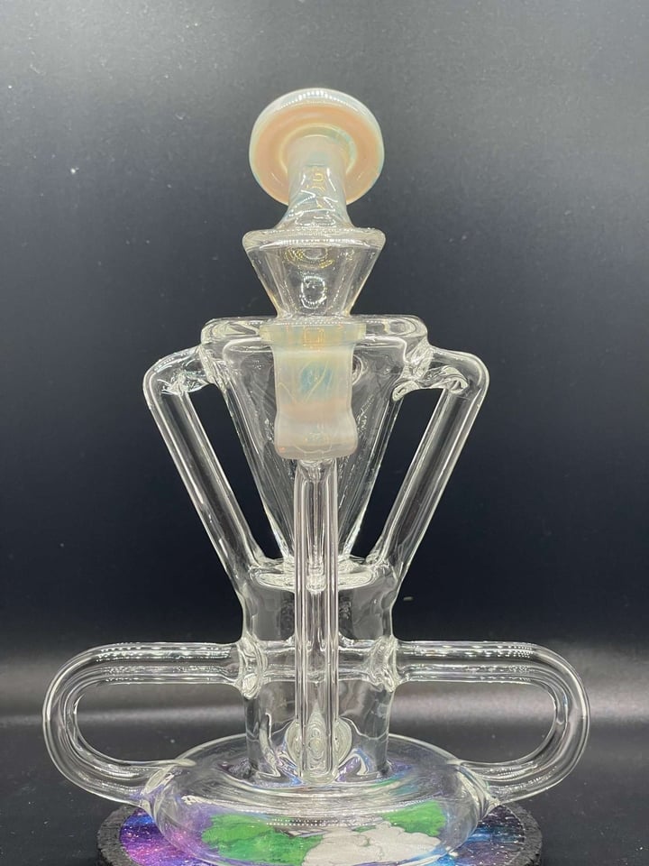 Rowdy Glass T-Bone Recycler in Moonstone Image