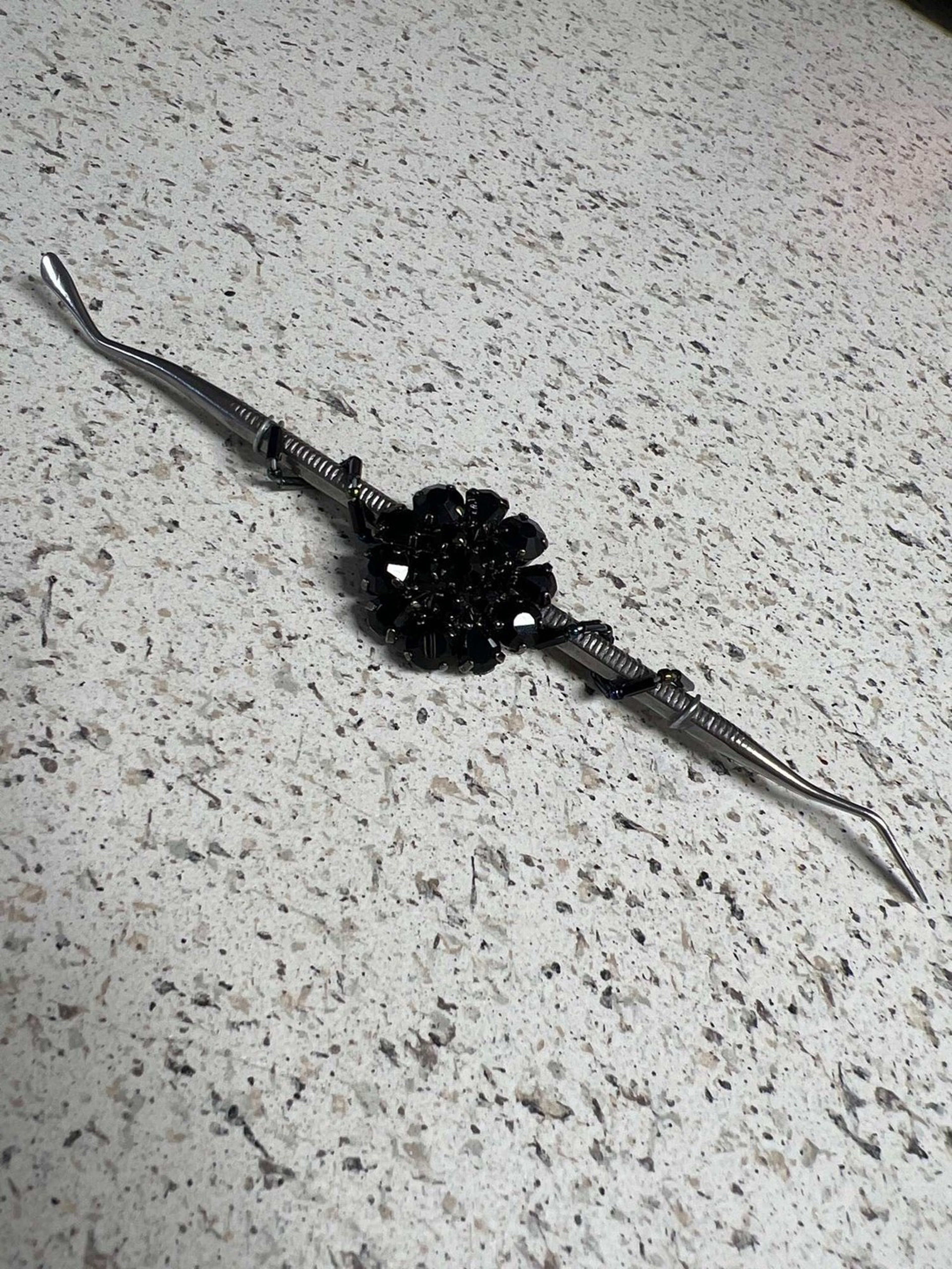 Preview pic of Black flower dabtool