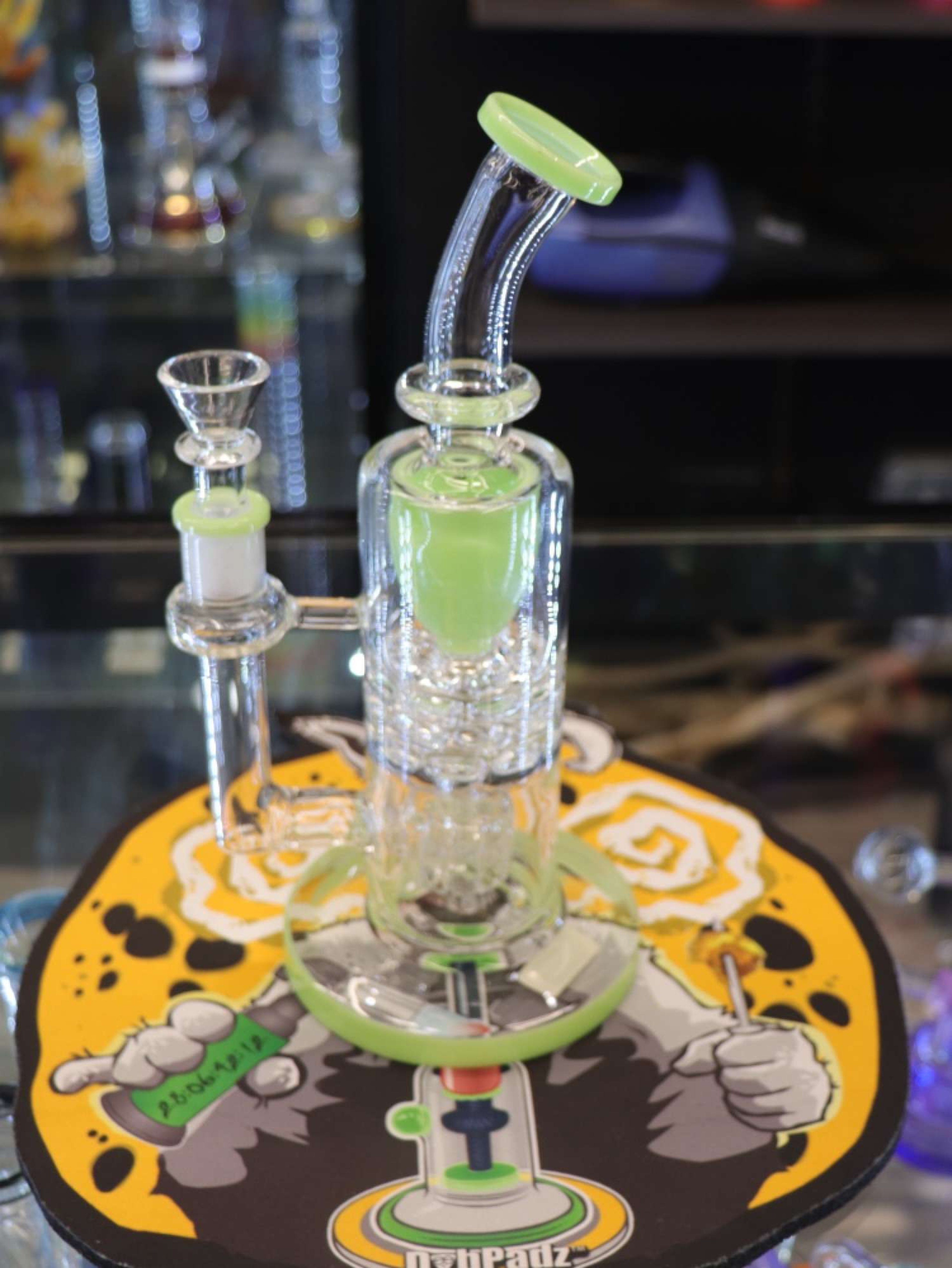Custom Made Glass Bong 🔥25%OFF🔥 image 0
