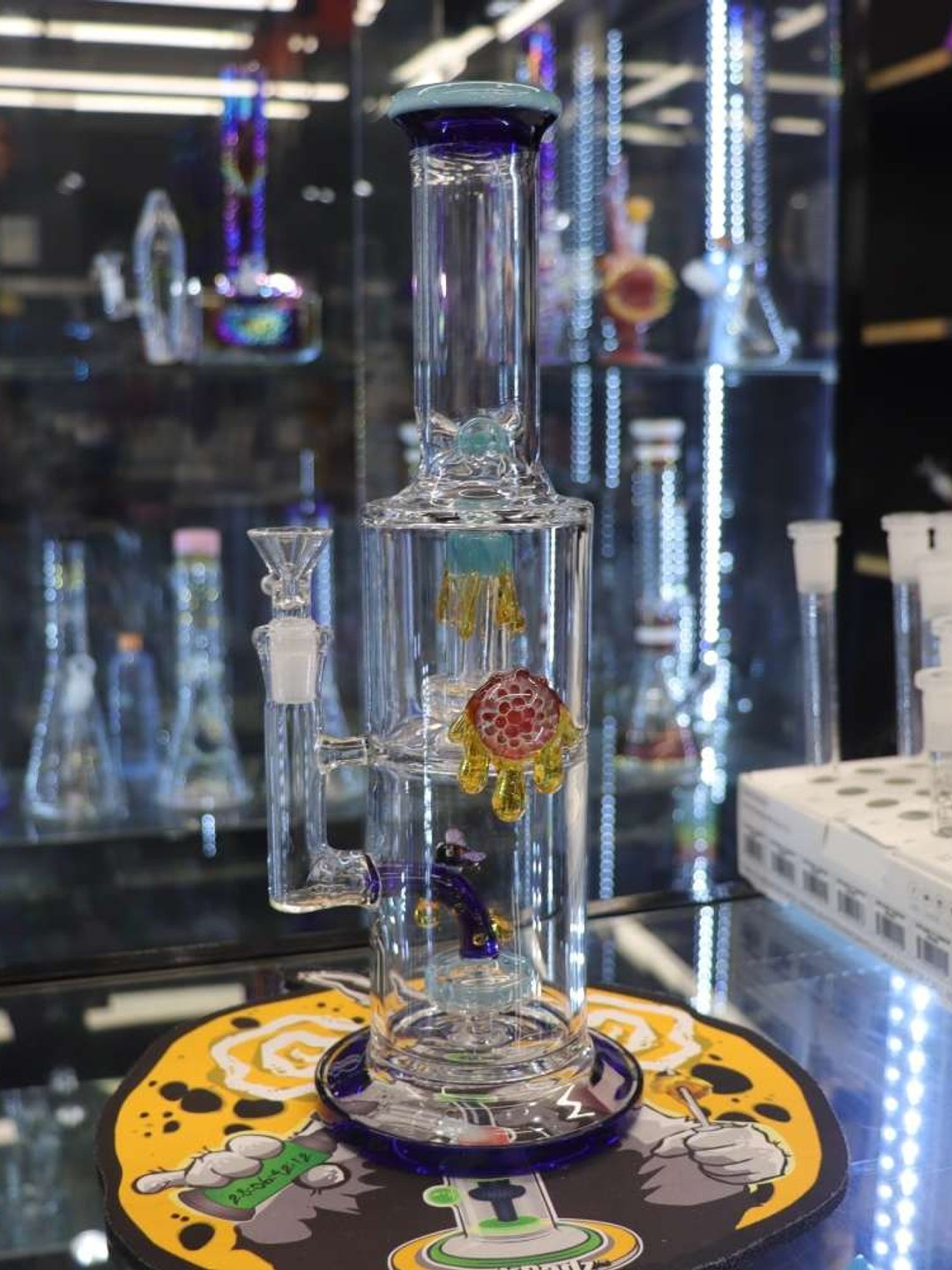 Preview pic of Honey Bong  