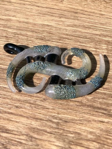 Preview pic of Swirly Pendant