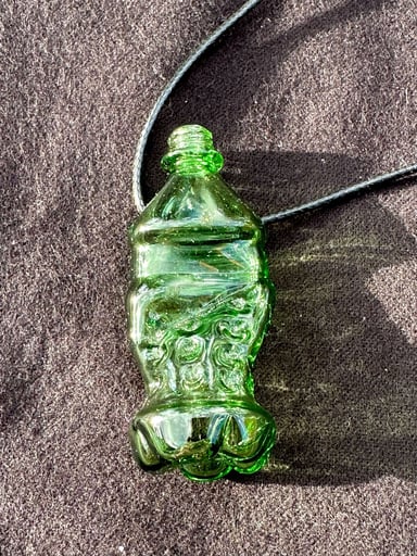 Preview pic of Kuchekup Bottle pendy